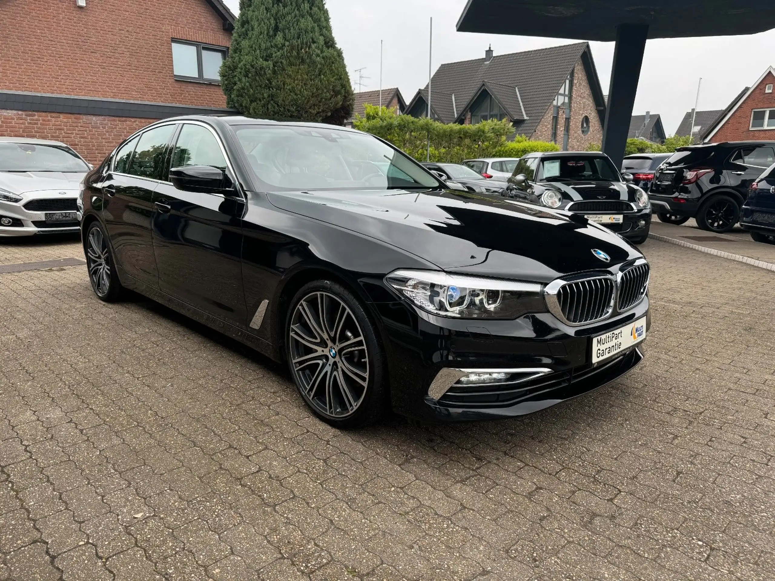 BMW - 530