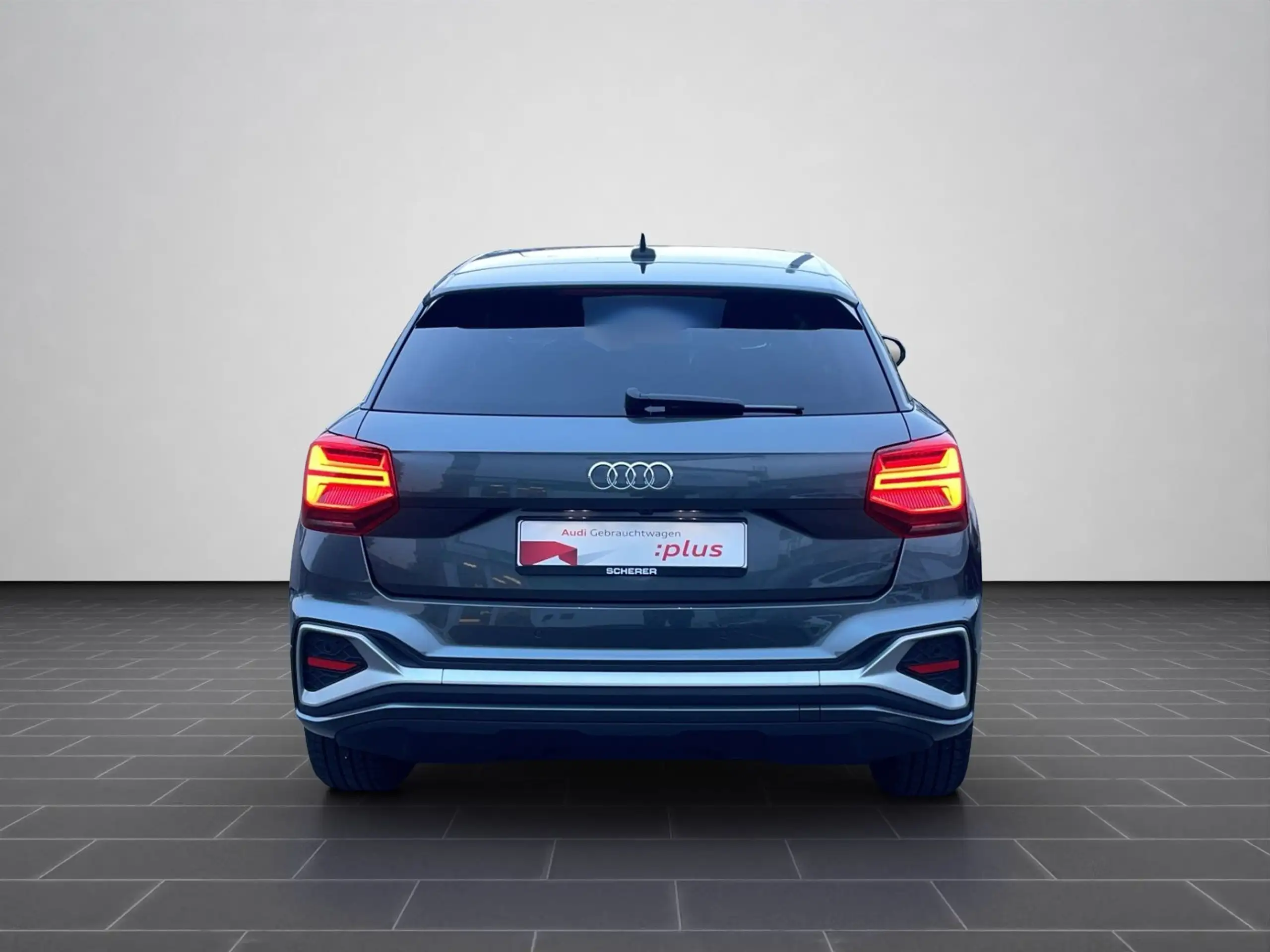 Audi - Q2