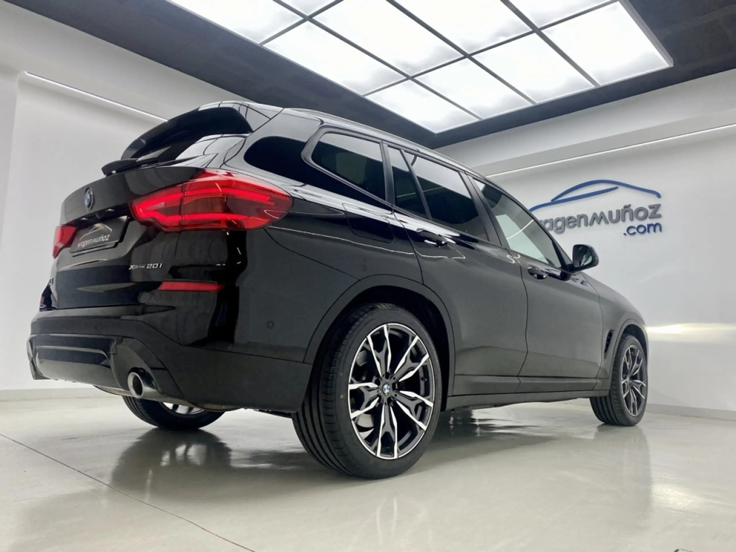 BMW - X3