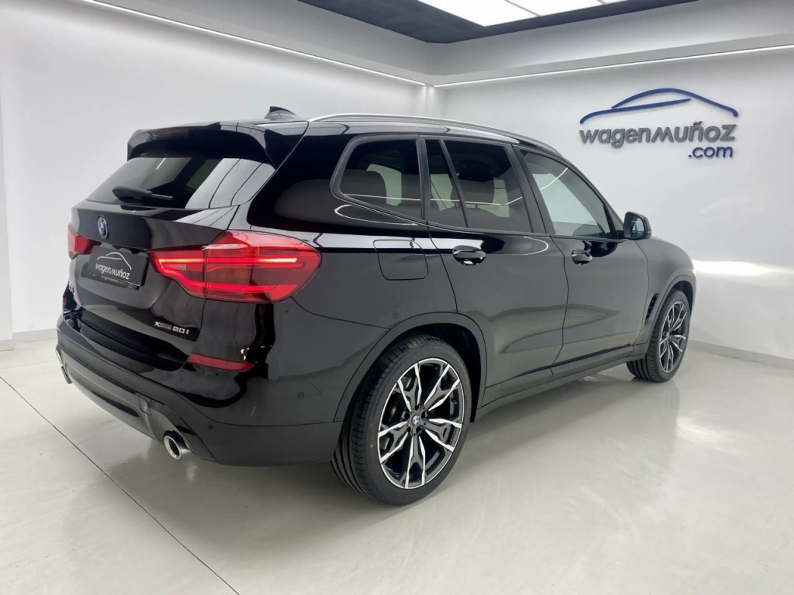 BMW - X3