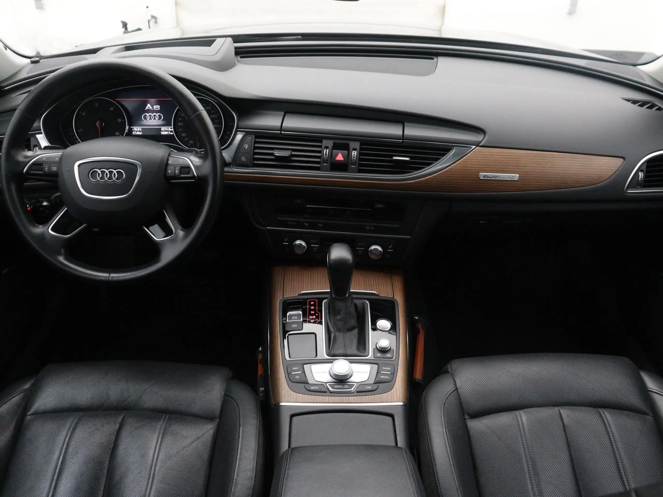 Audi - A6