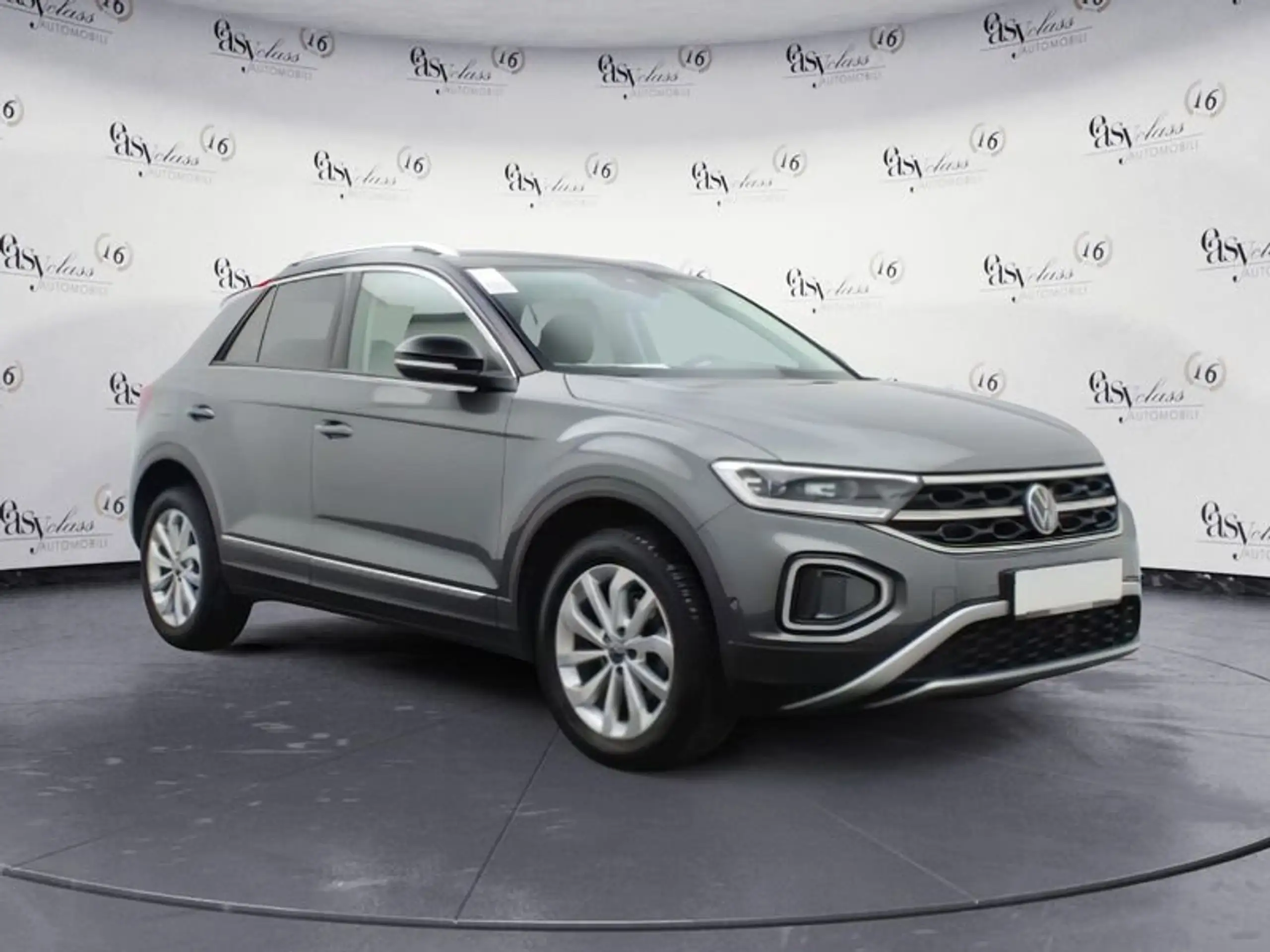 Volkswagen T-Roc 2024