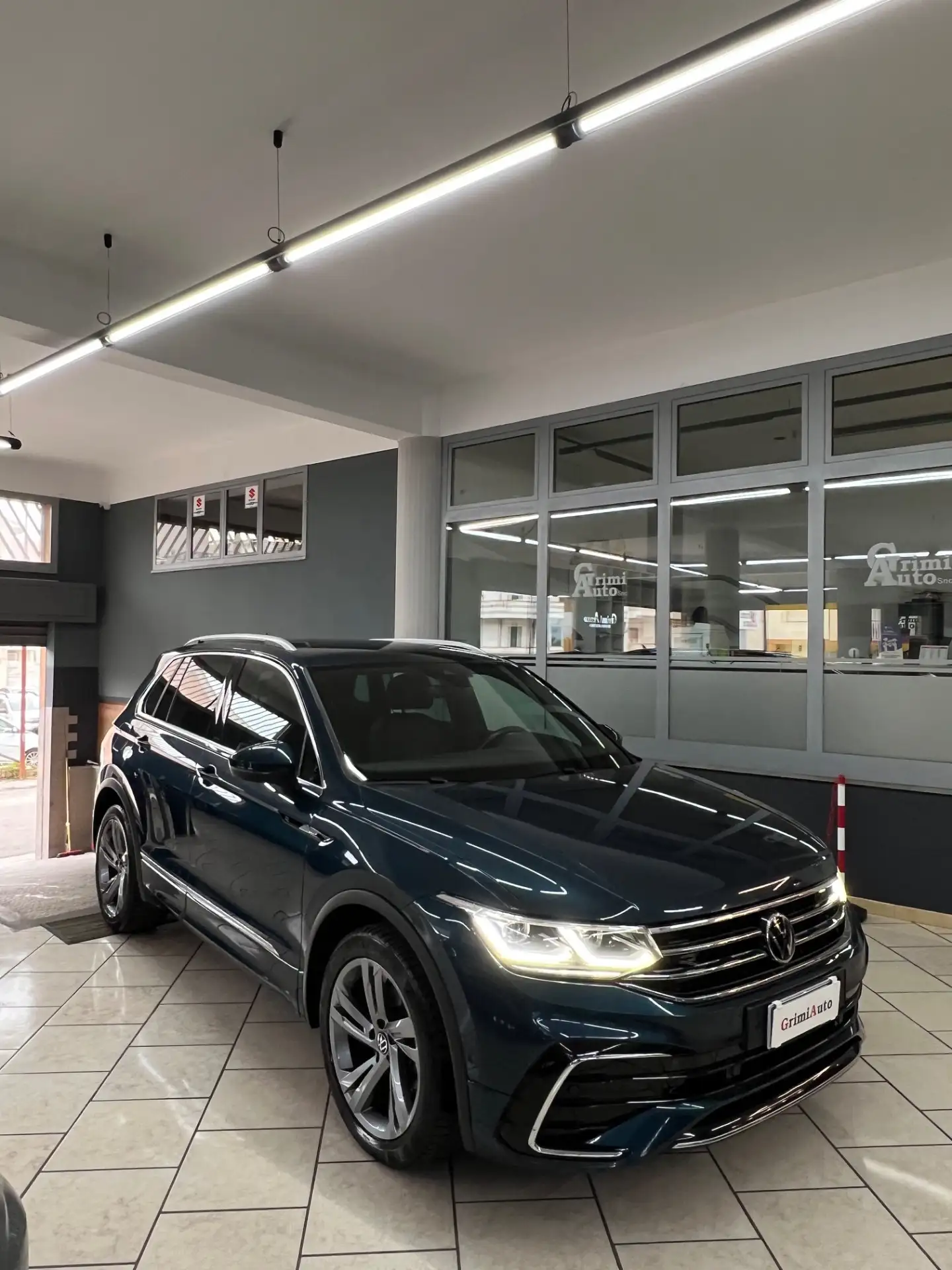 Volkswagen - Tiguan