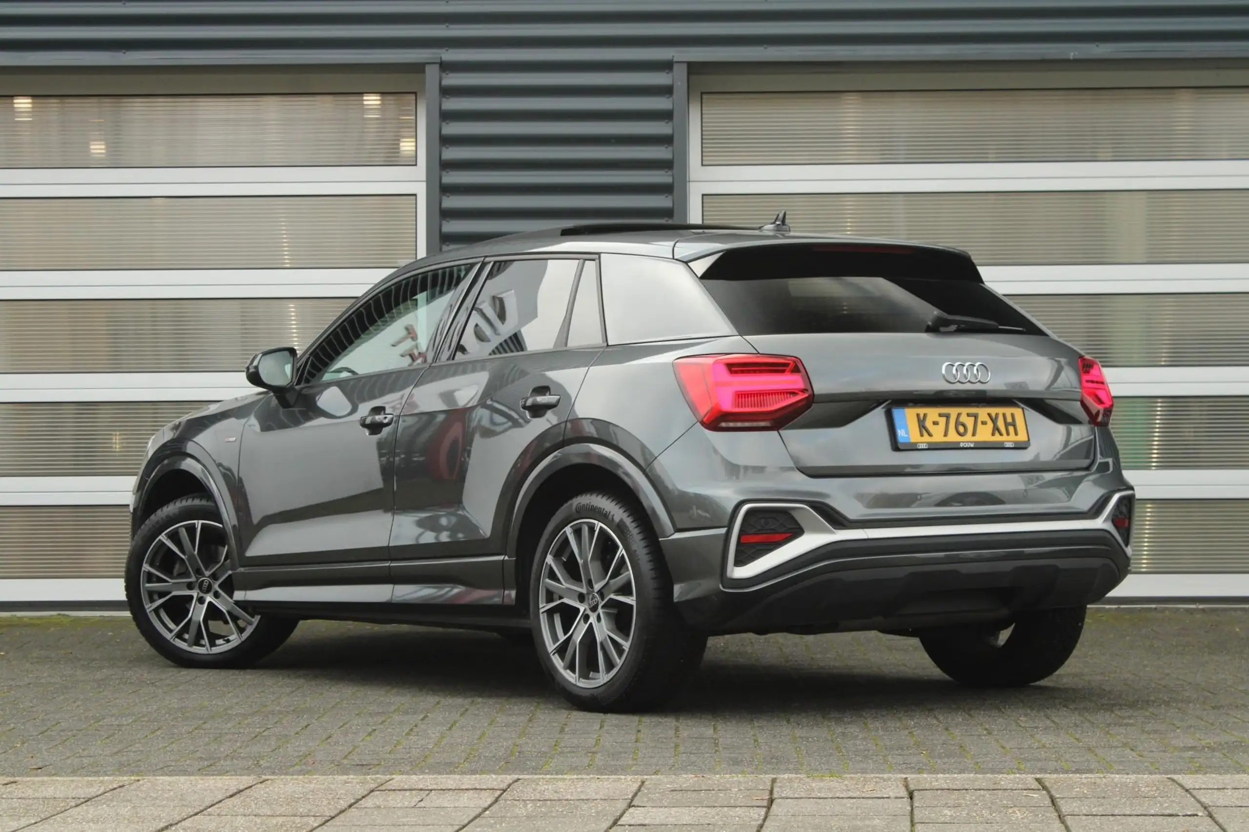 Audi - Q2