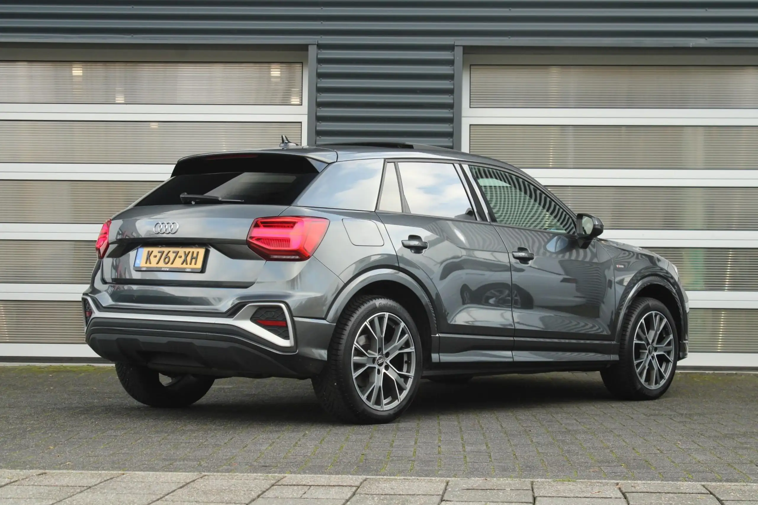 Audi - Q2