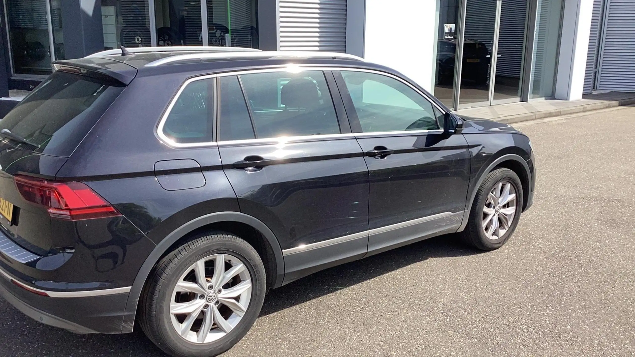 Volkswagen - Tiguan