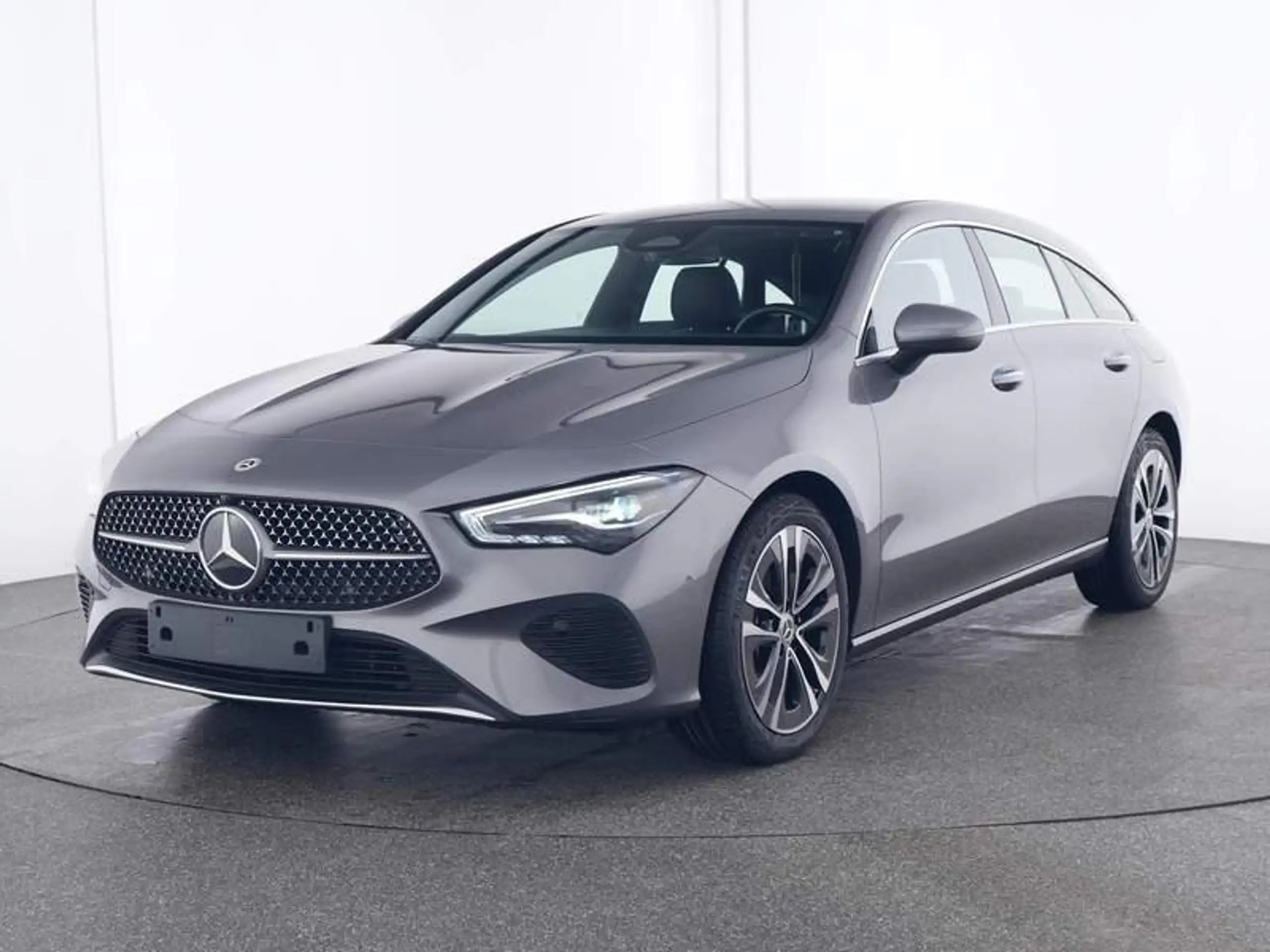 Mercedes-Benz CLA 180 2023