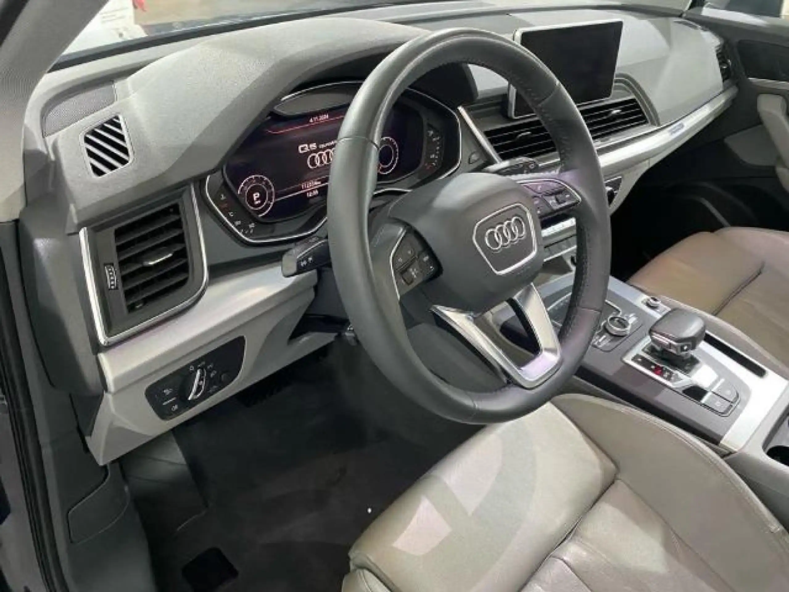 Audi - Q5