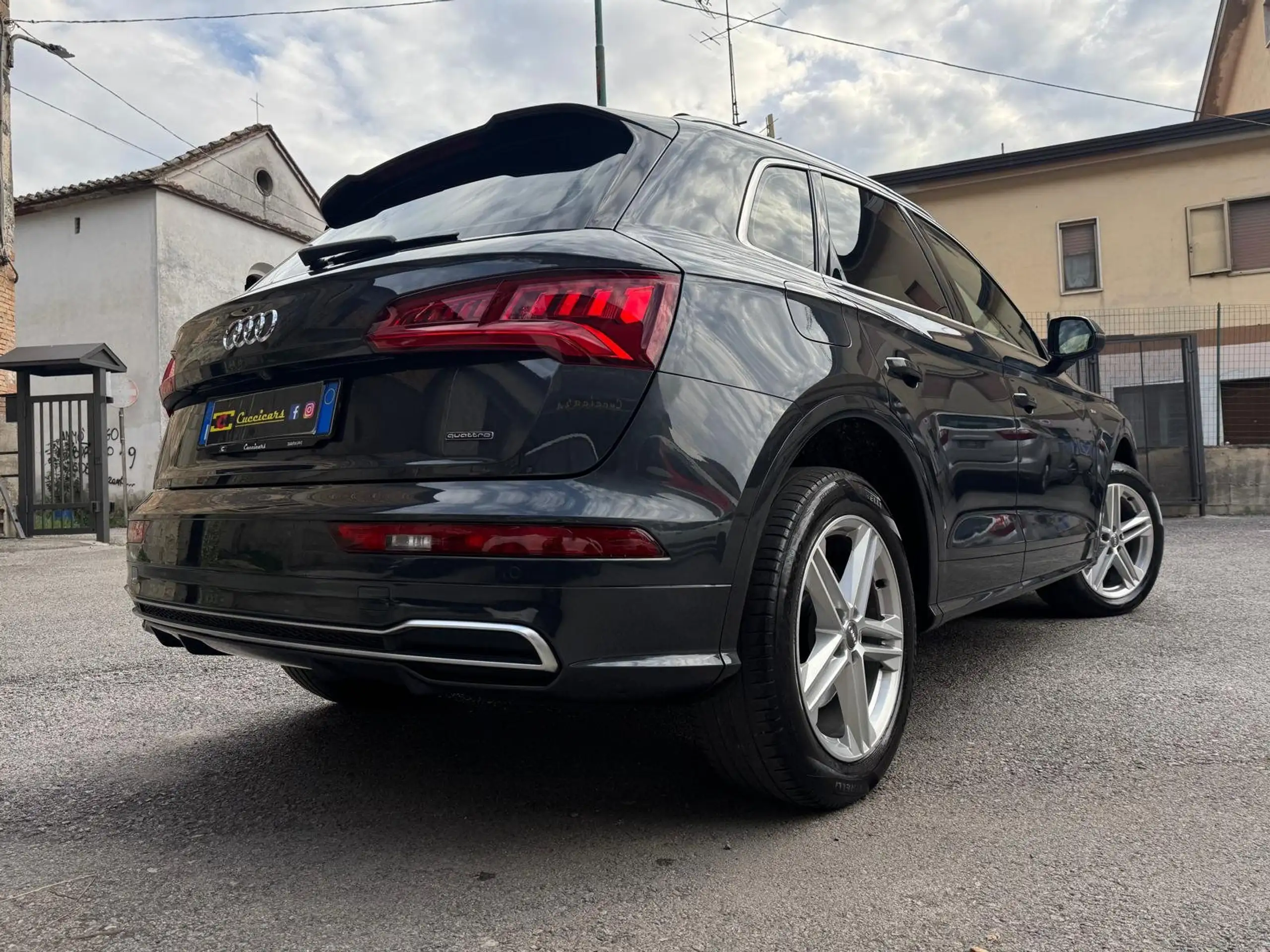 Audi - Q5