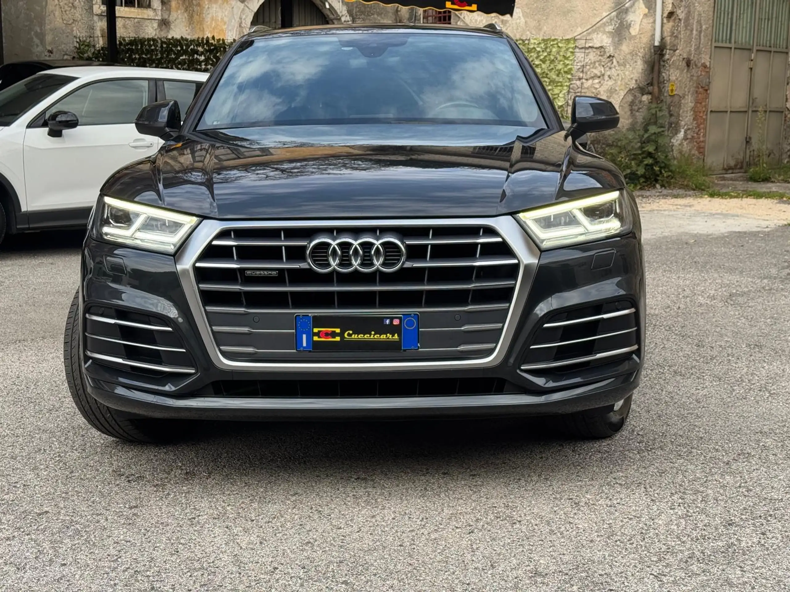 Audi - Q5