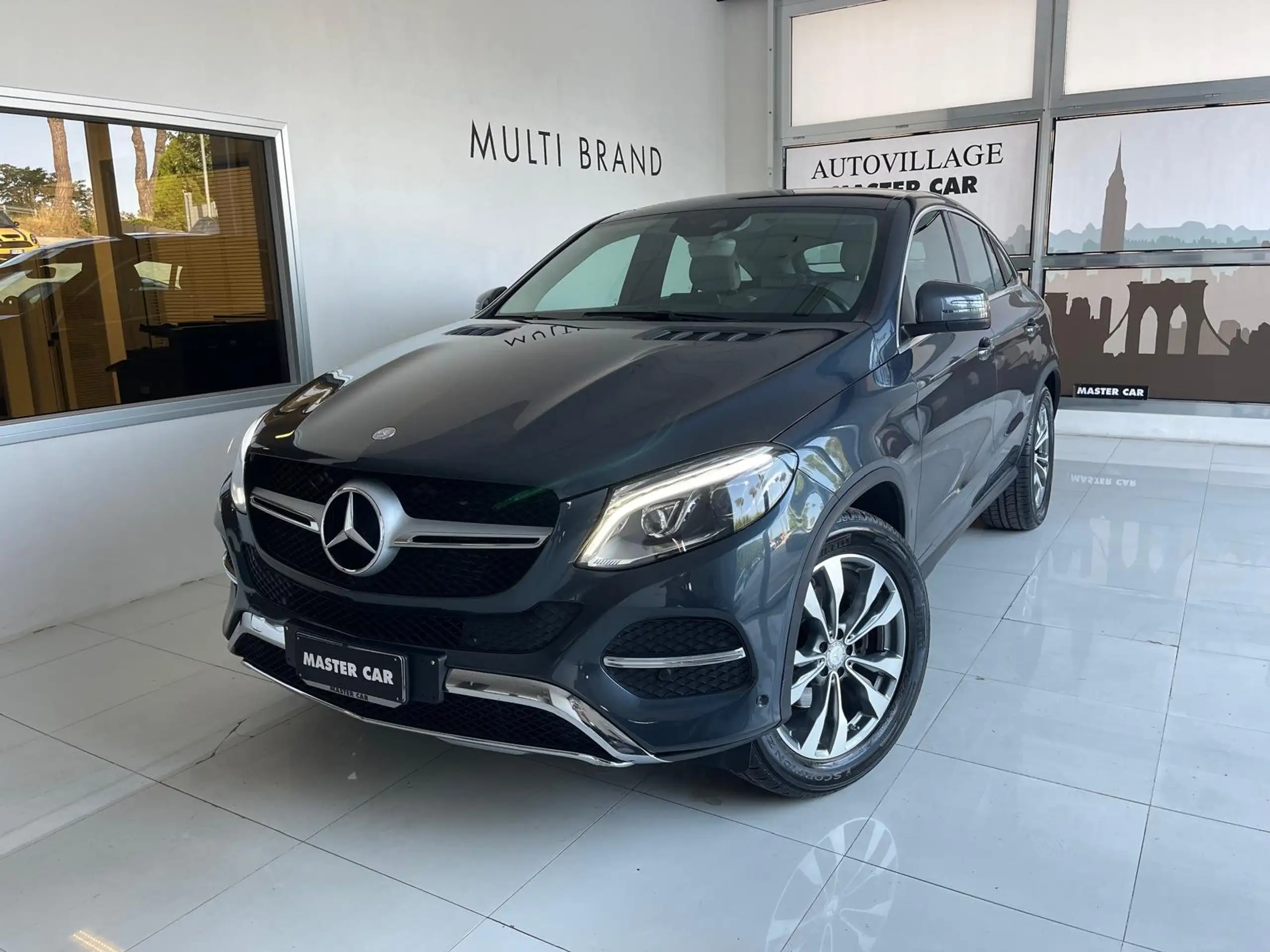 Mercedes-Benz - GLE 350