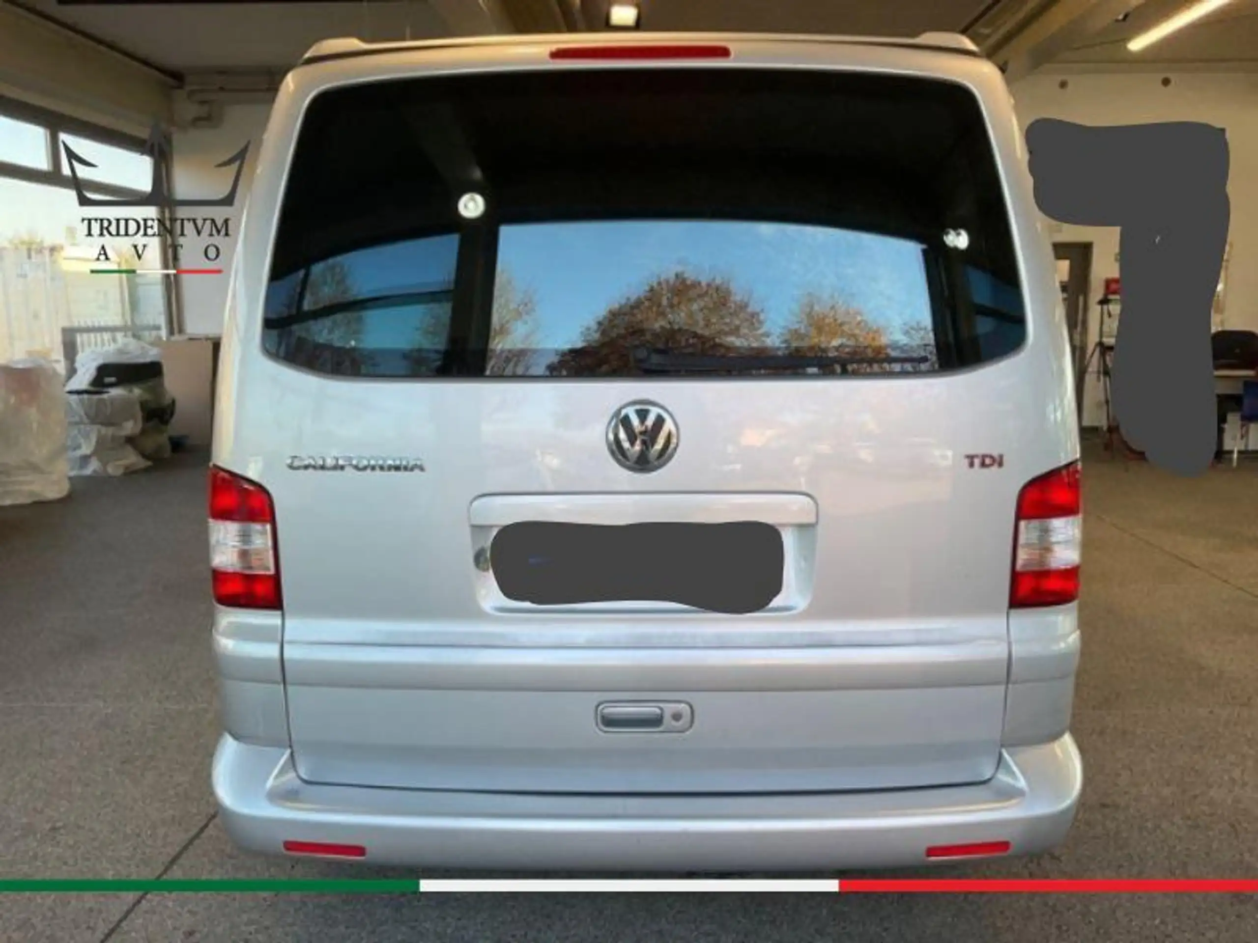 Volkswagen - T5 California