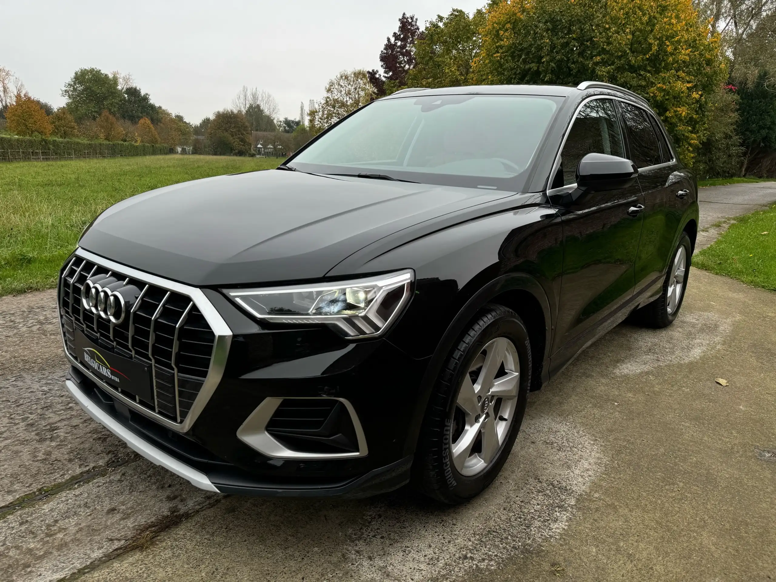 Audi - Q3