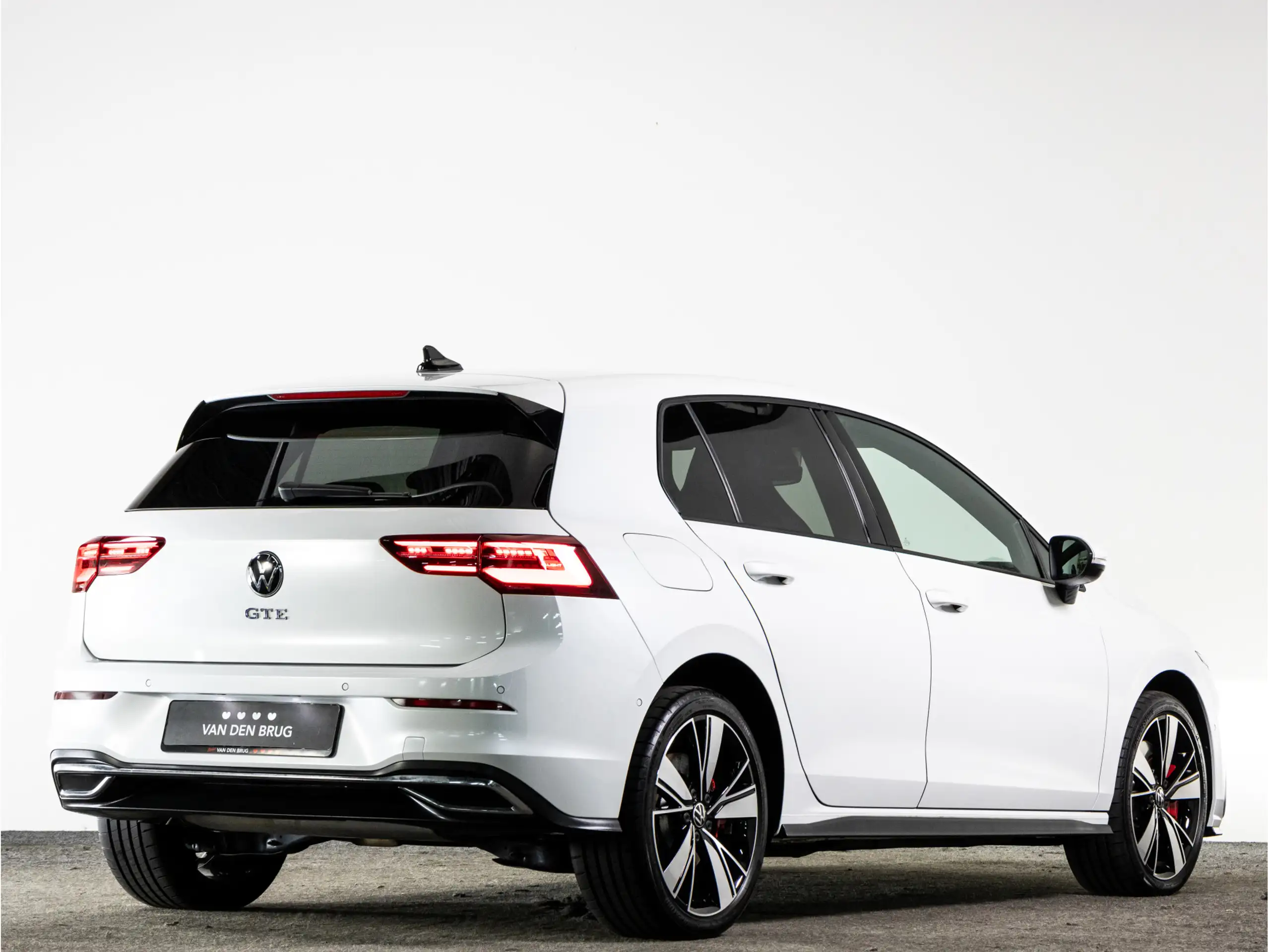 Volkswagen - Golf GTE