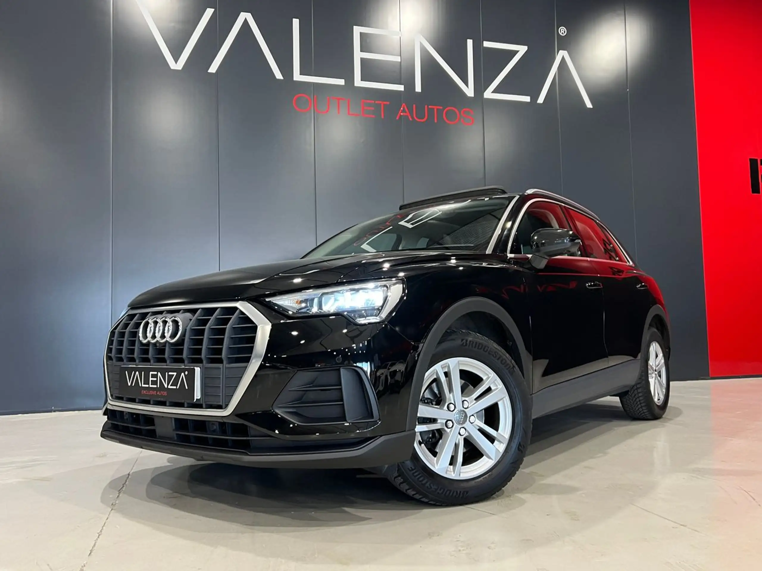 Audi - Q3