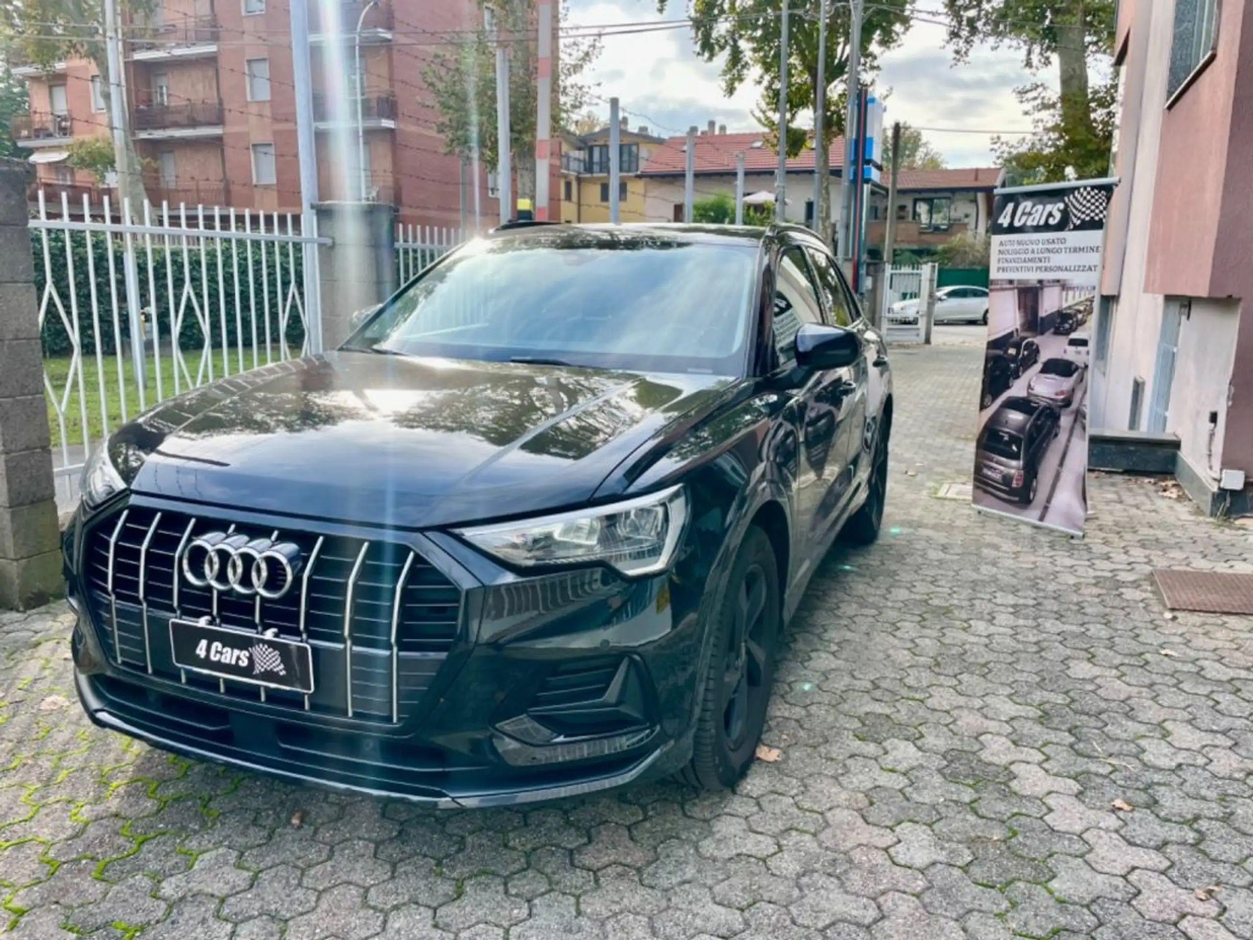 Audi - Q3