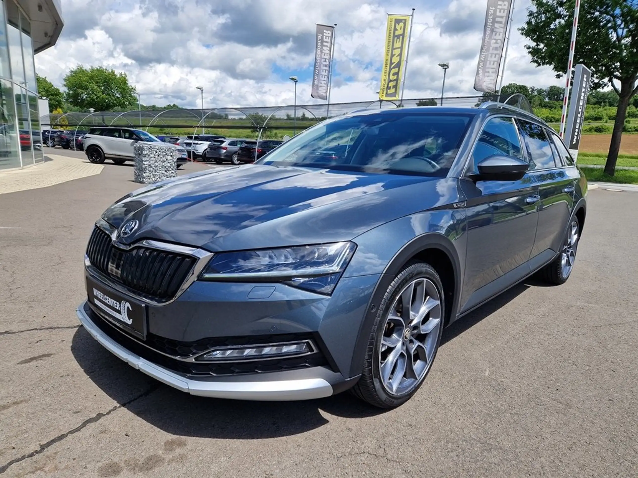 Skoda - Superb