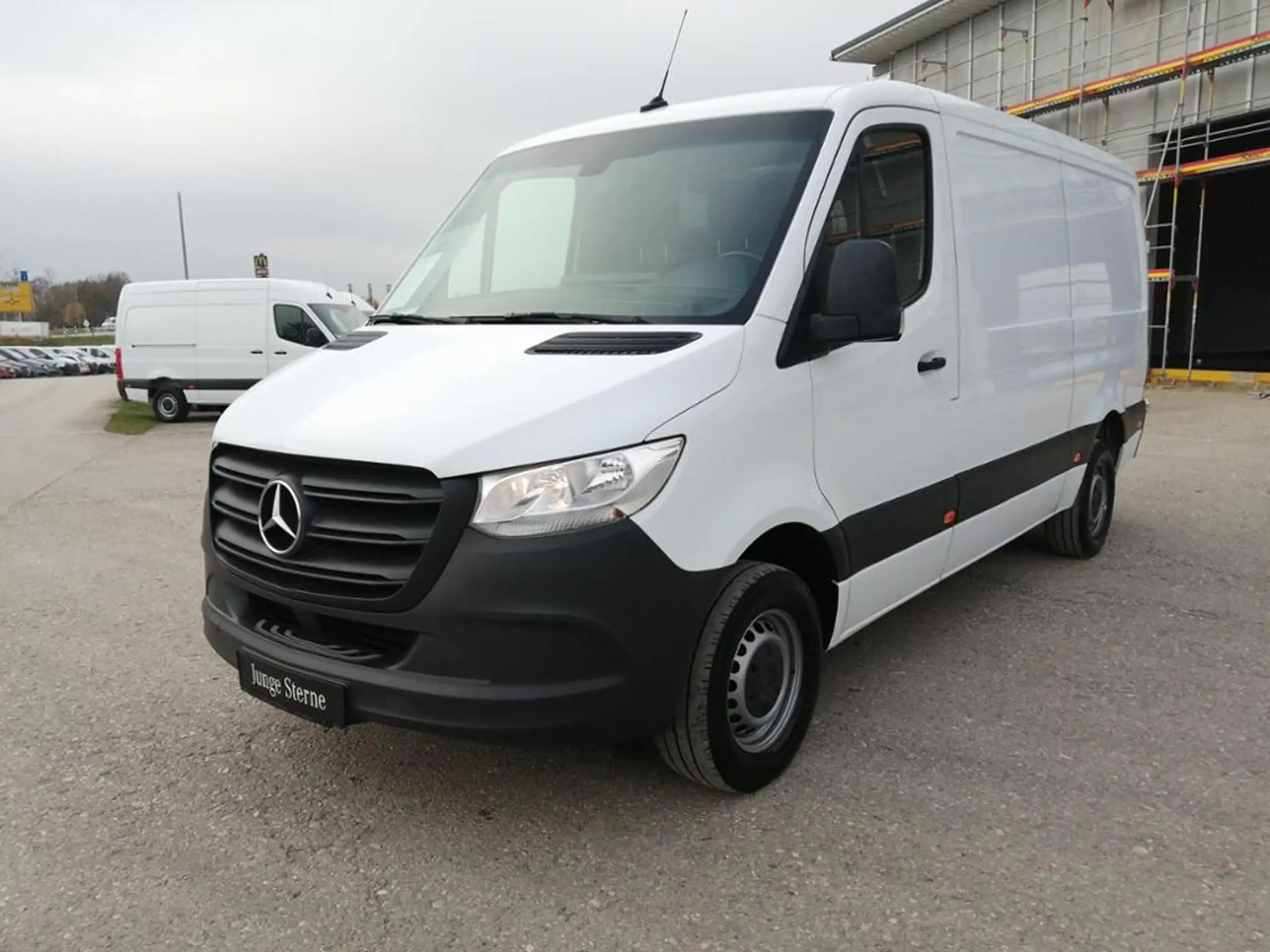 Mercedes-Benz - Sprinter