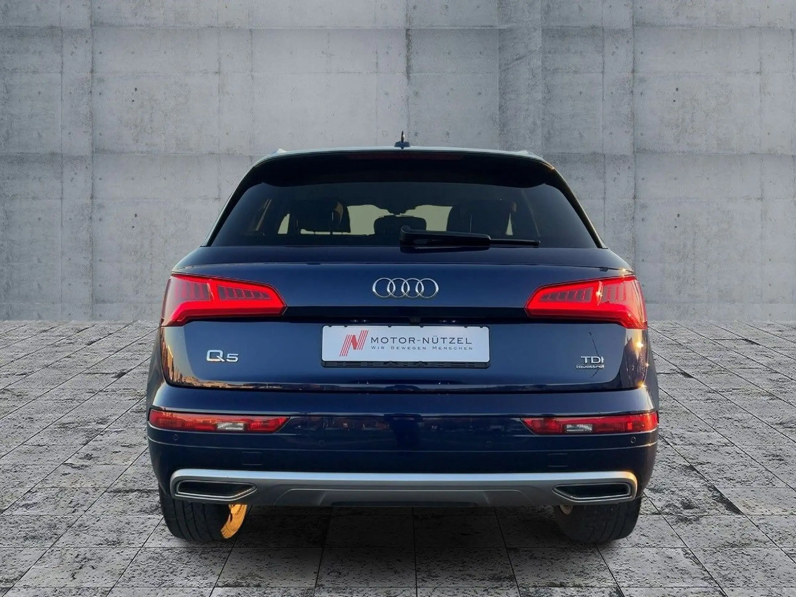 Audi - Q5