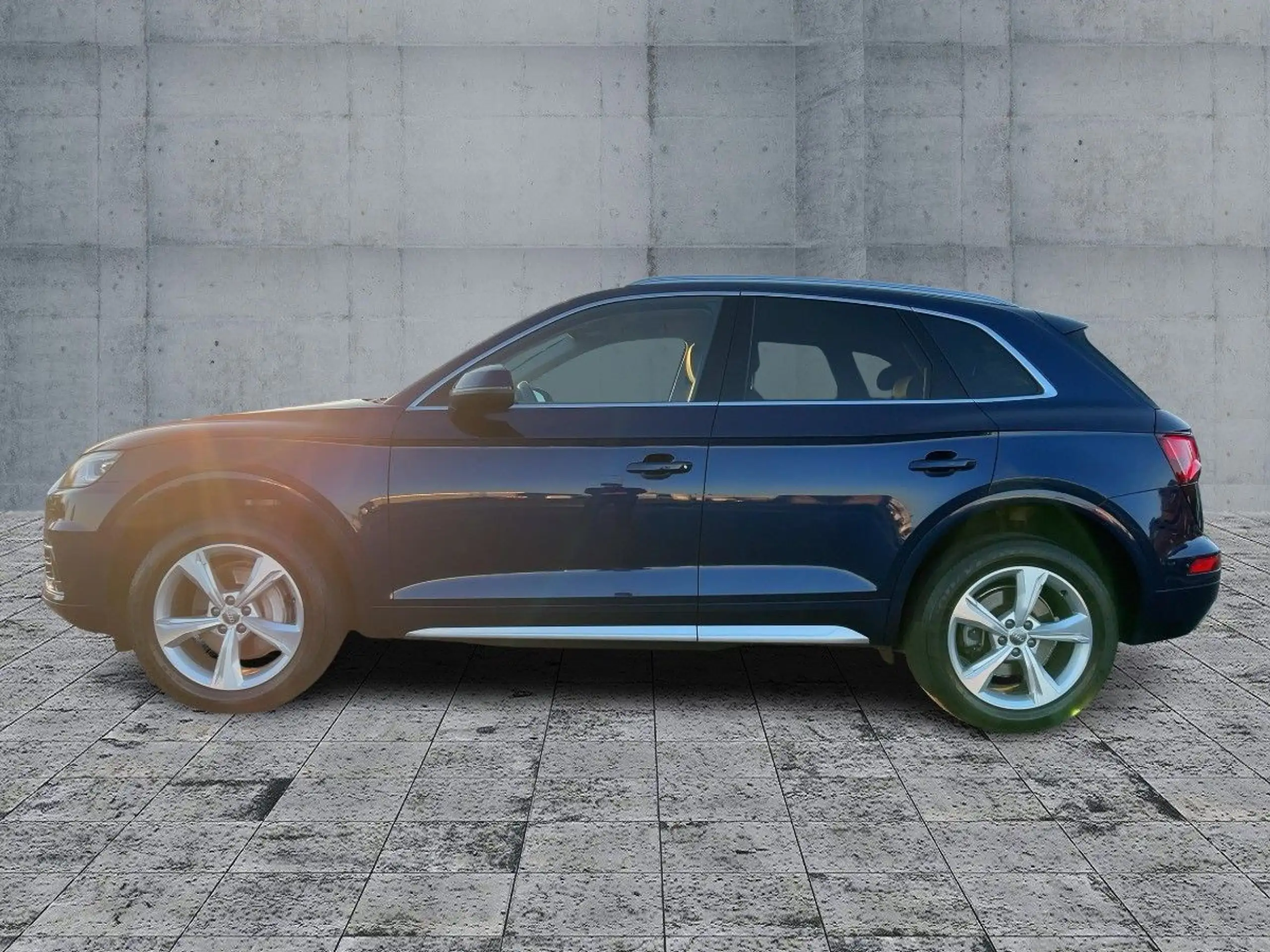 Audi - Q5