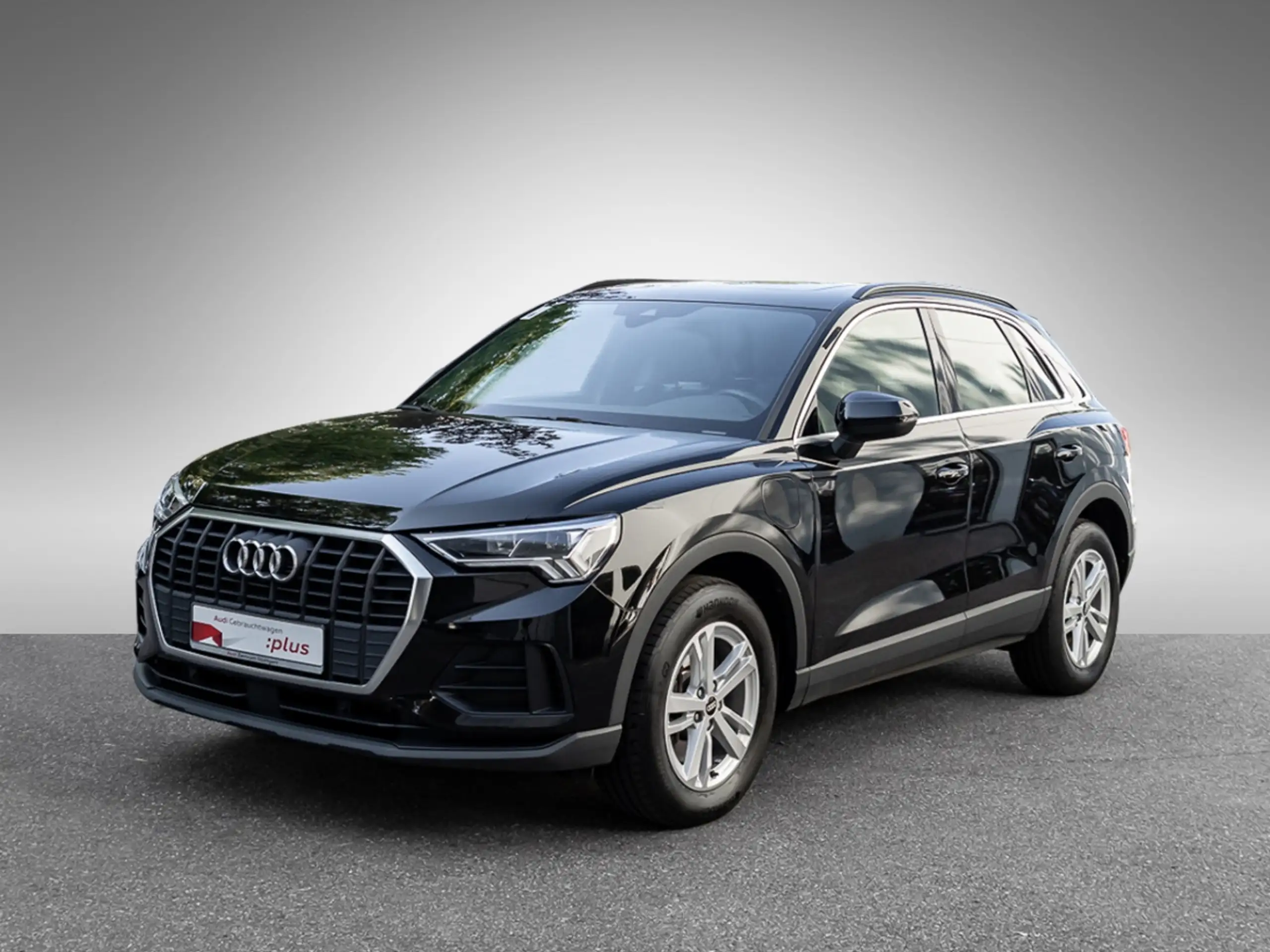 Audi - Q3