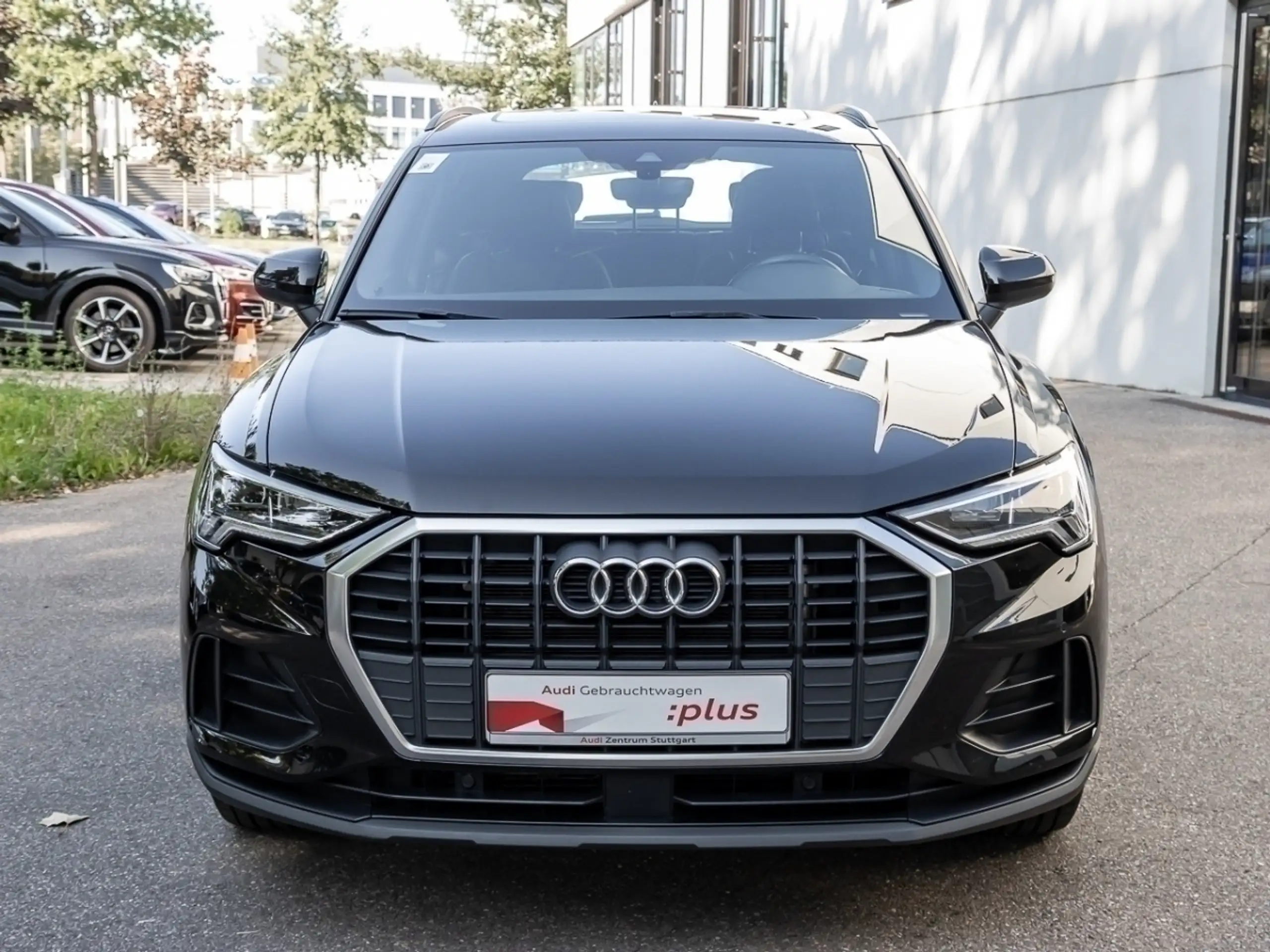 Audi - Q3