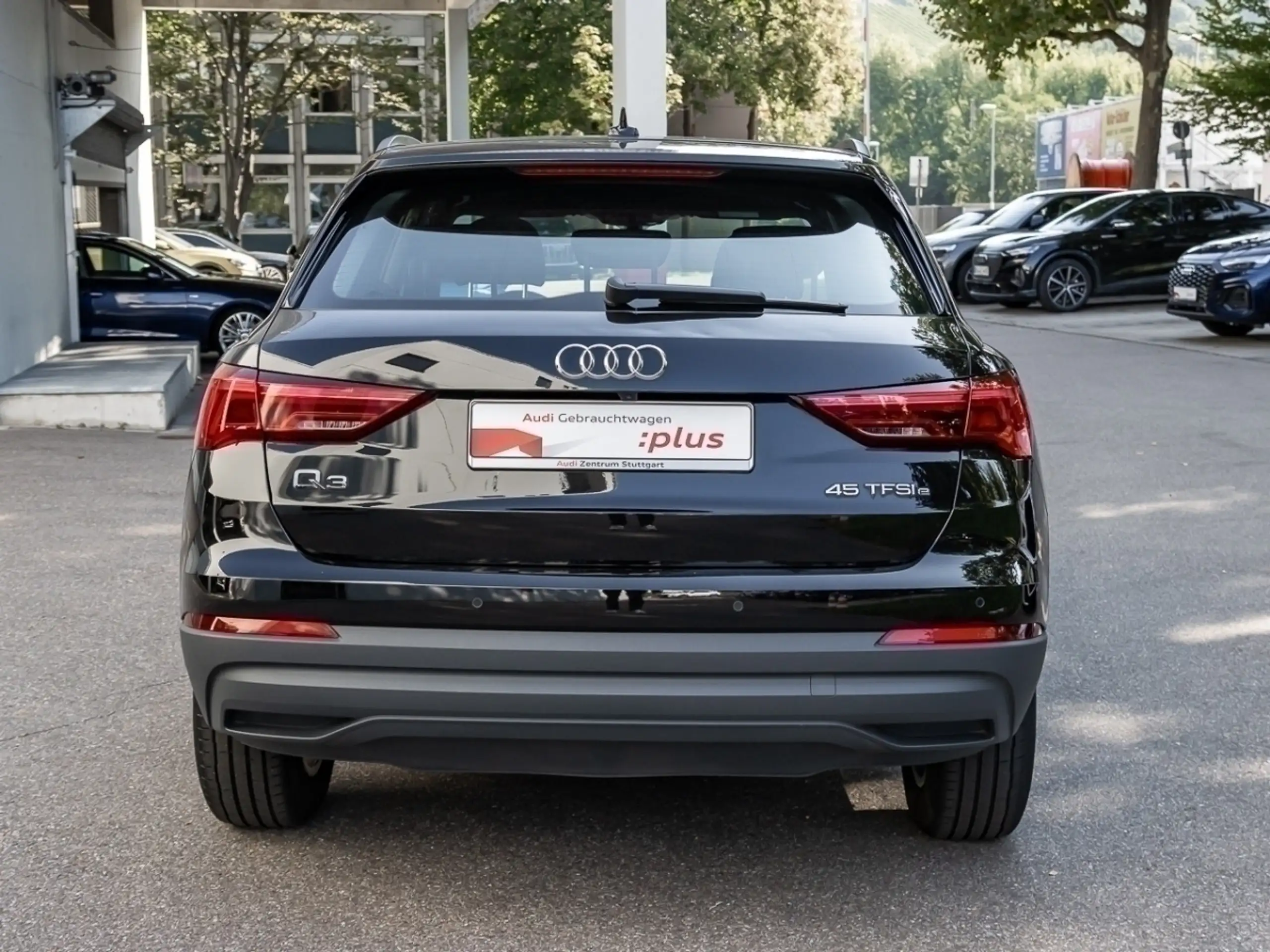 Audi - Q3