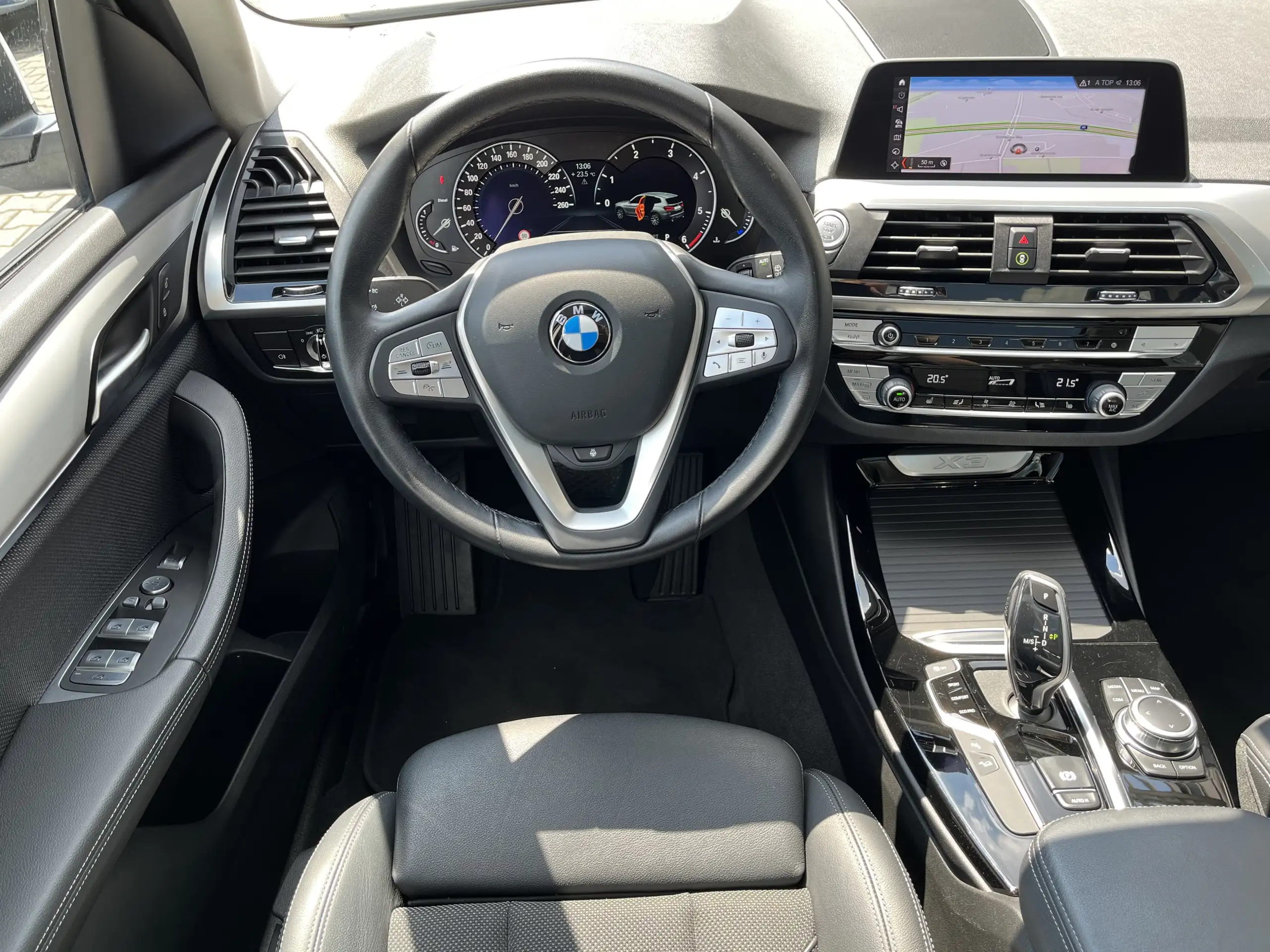 BMW - X3