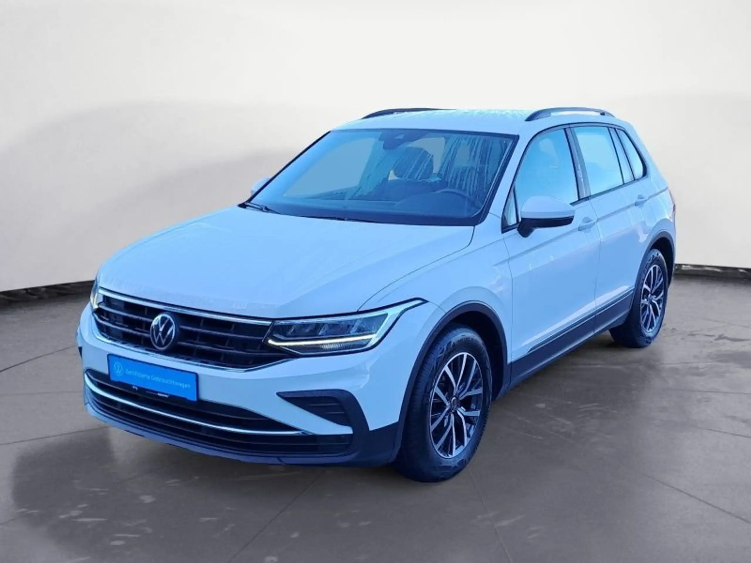 Volkswagen - Tiguan