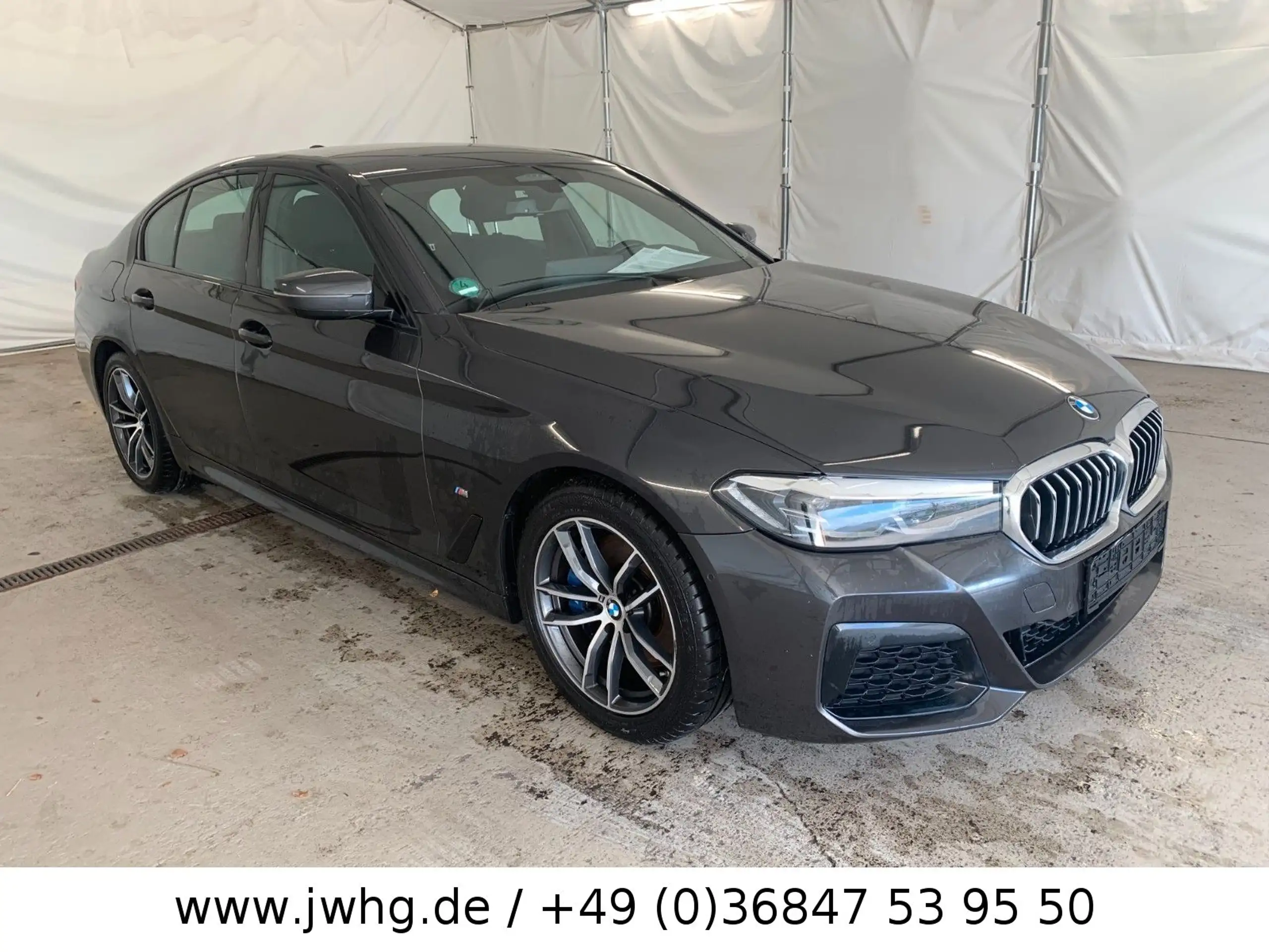 BMW - 530