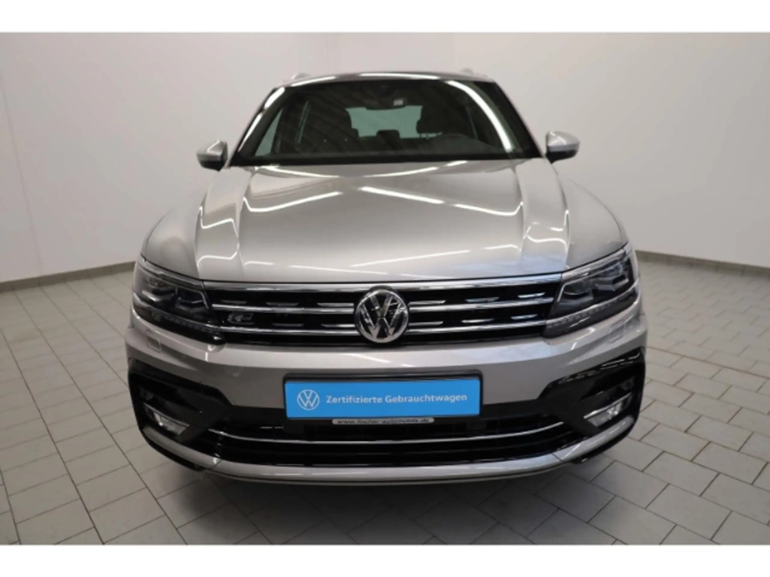 Volkswagen - Tiguan