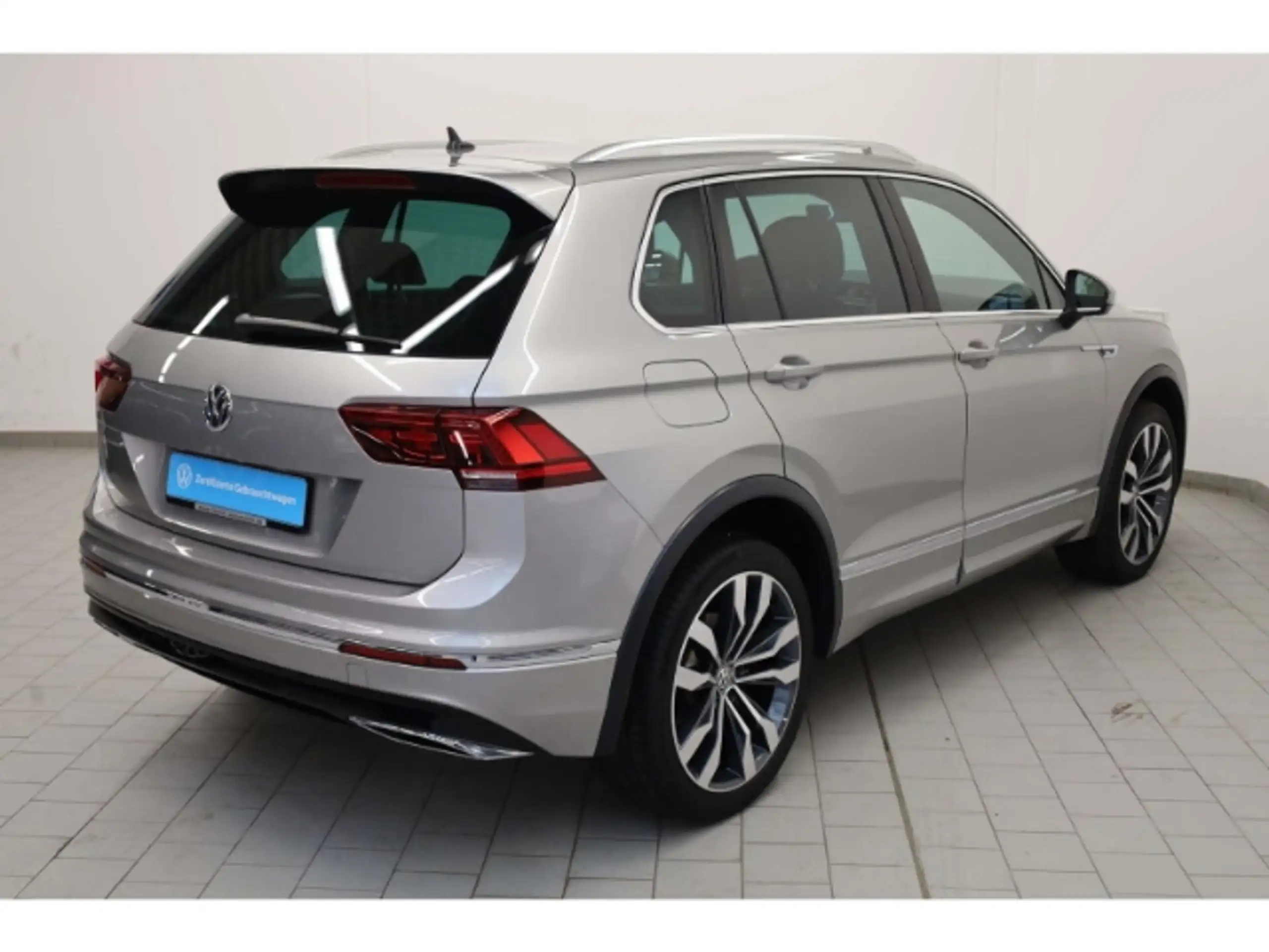 Volkswagen - Tiguan