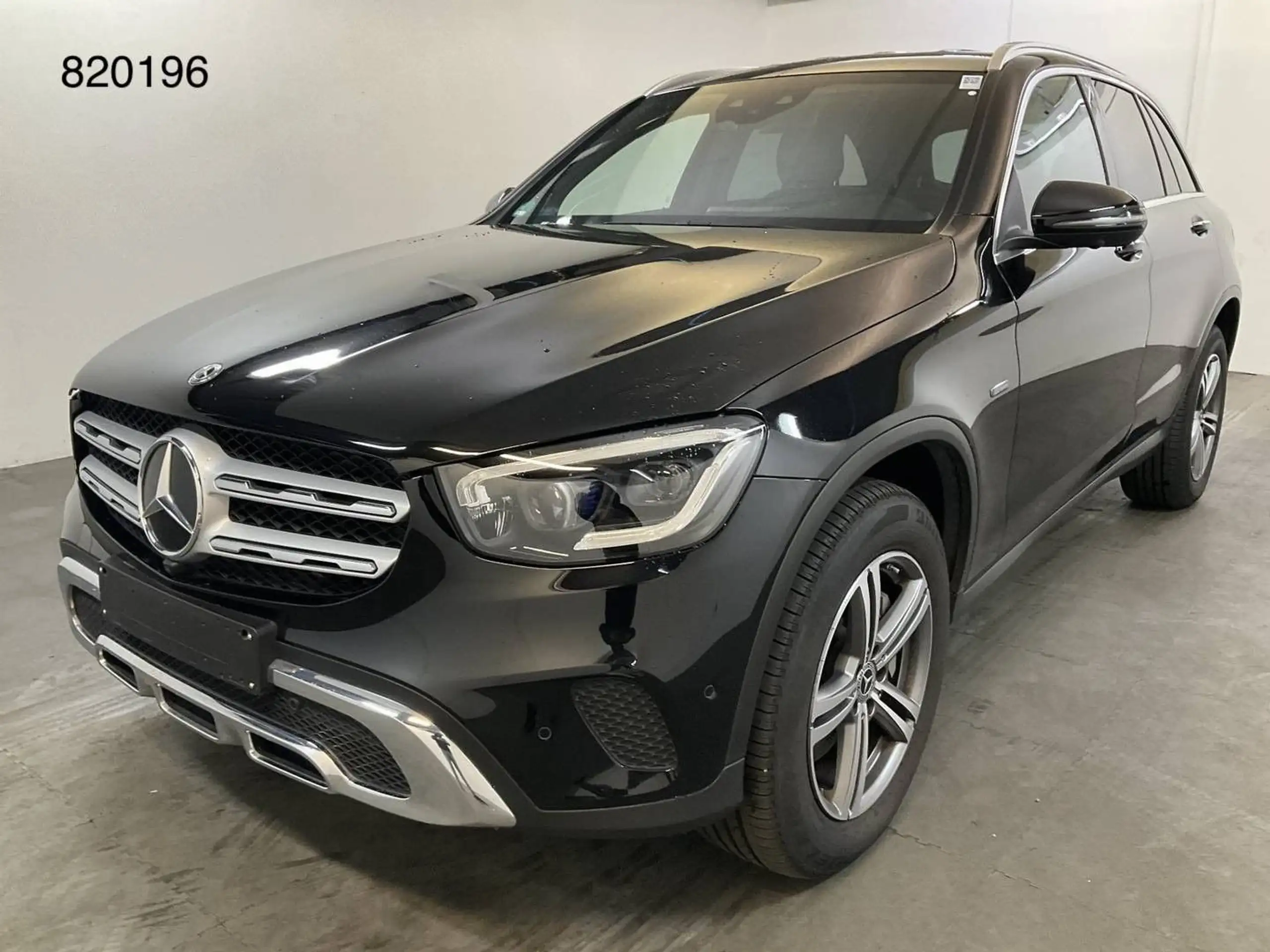 Mercedes-Benz - GLC 300