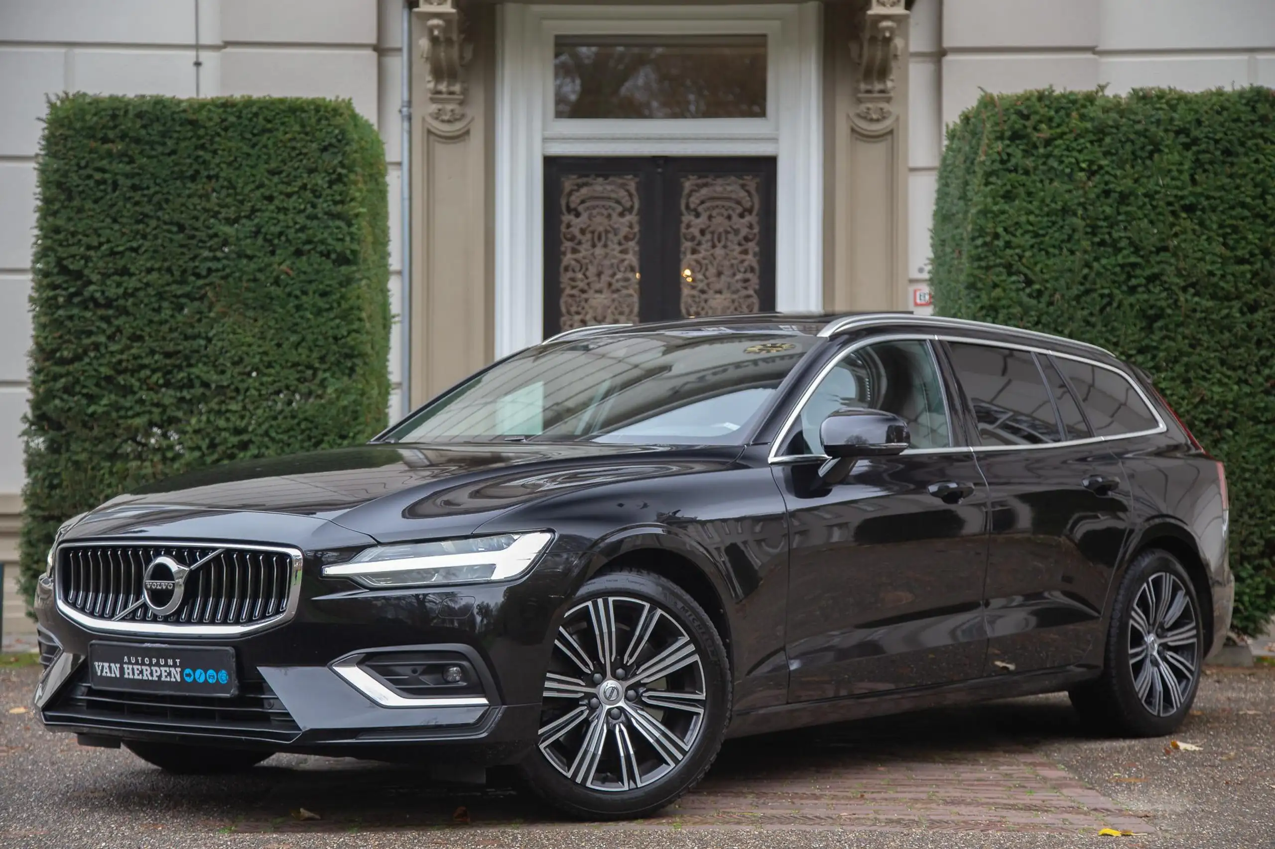 Volvo V60 2019