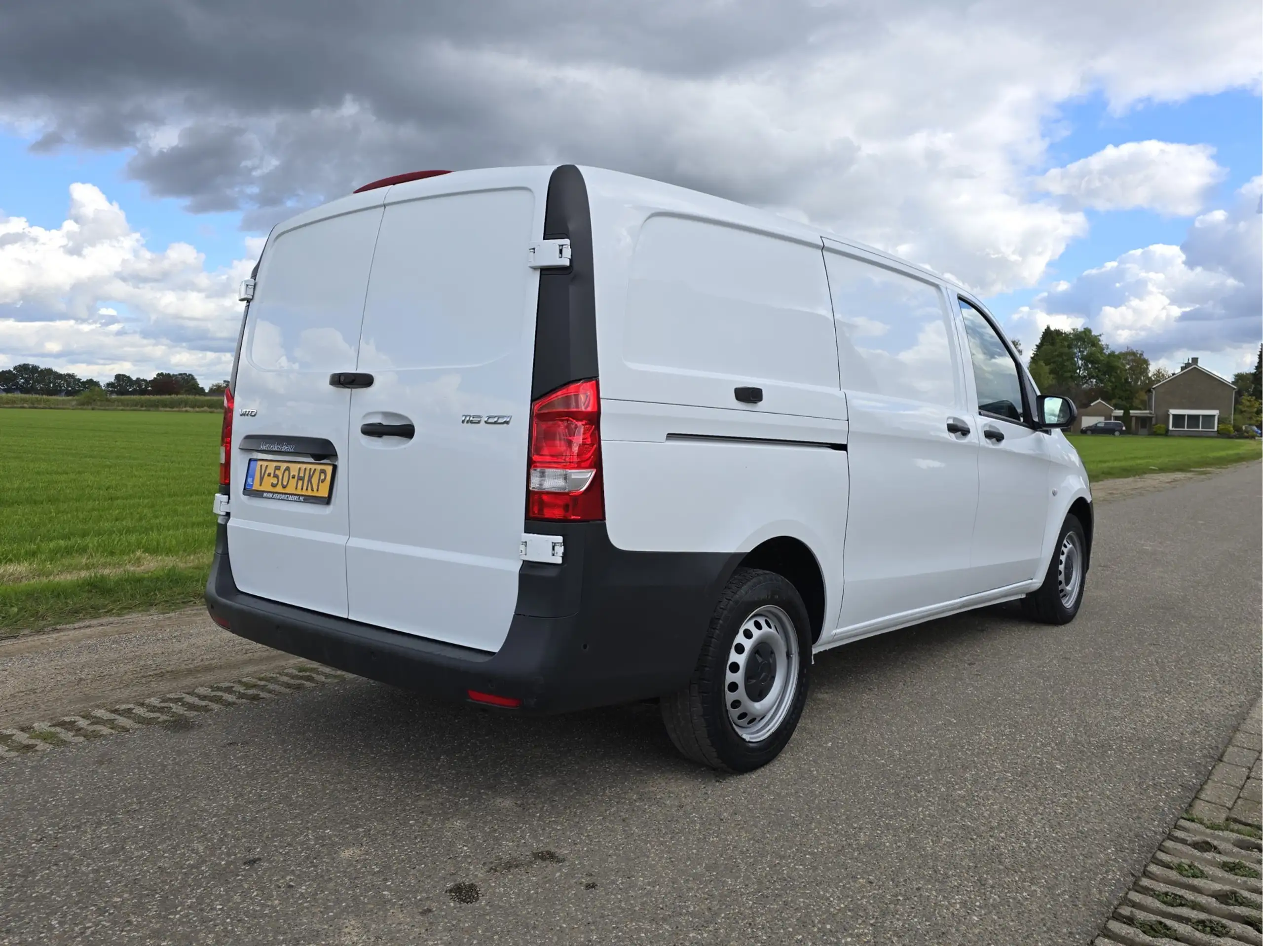 Mercedes-Benz - Vito