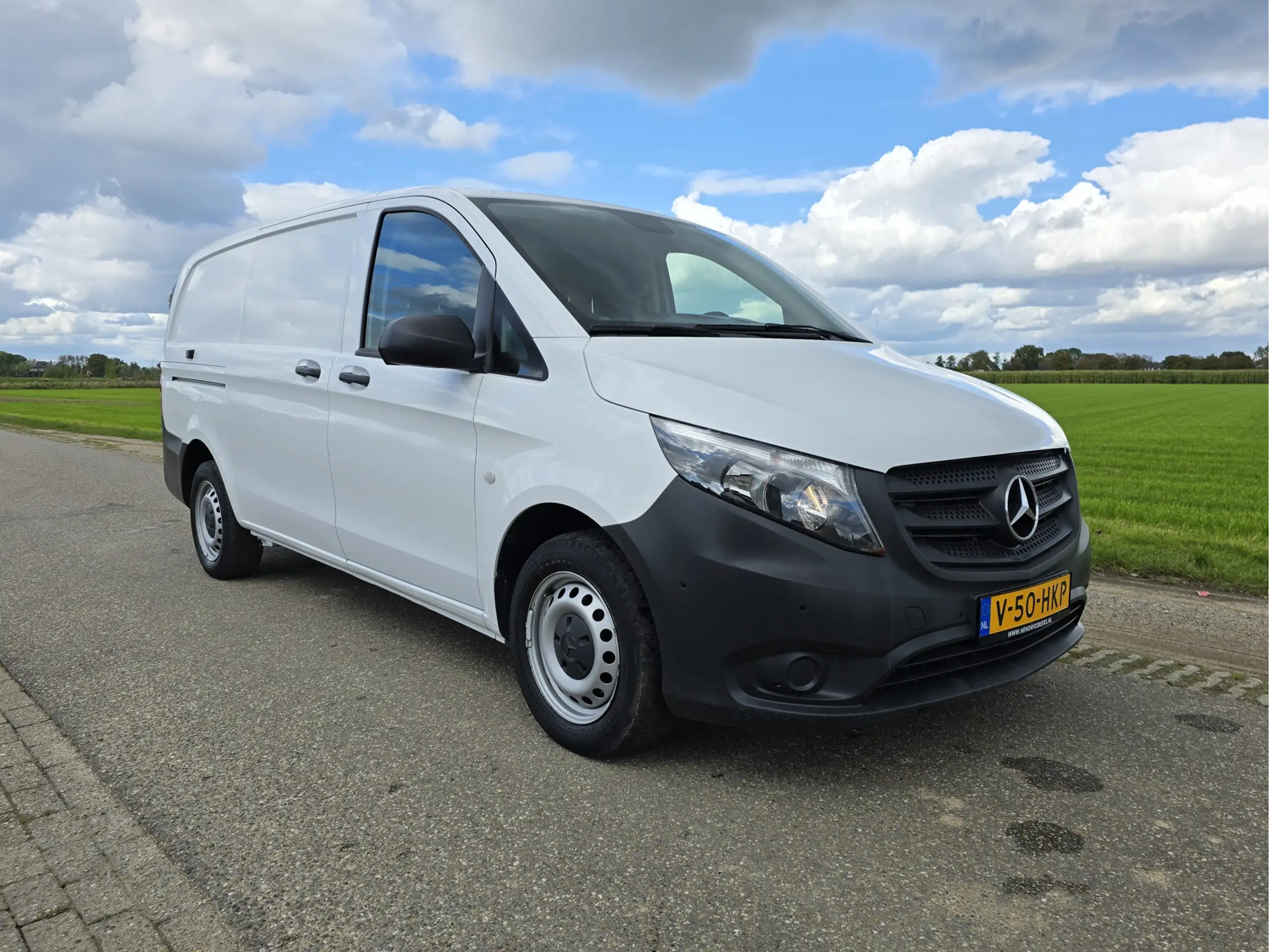 Mercedes-Benz - Vito