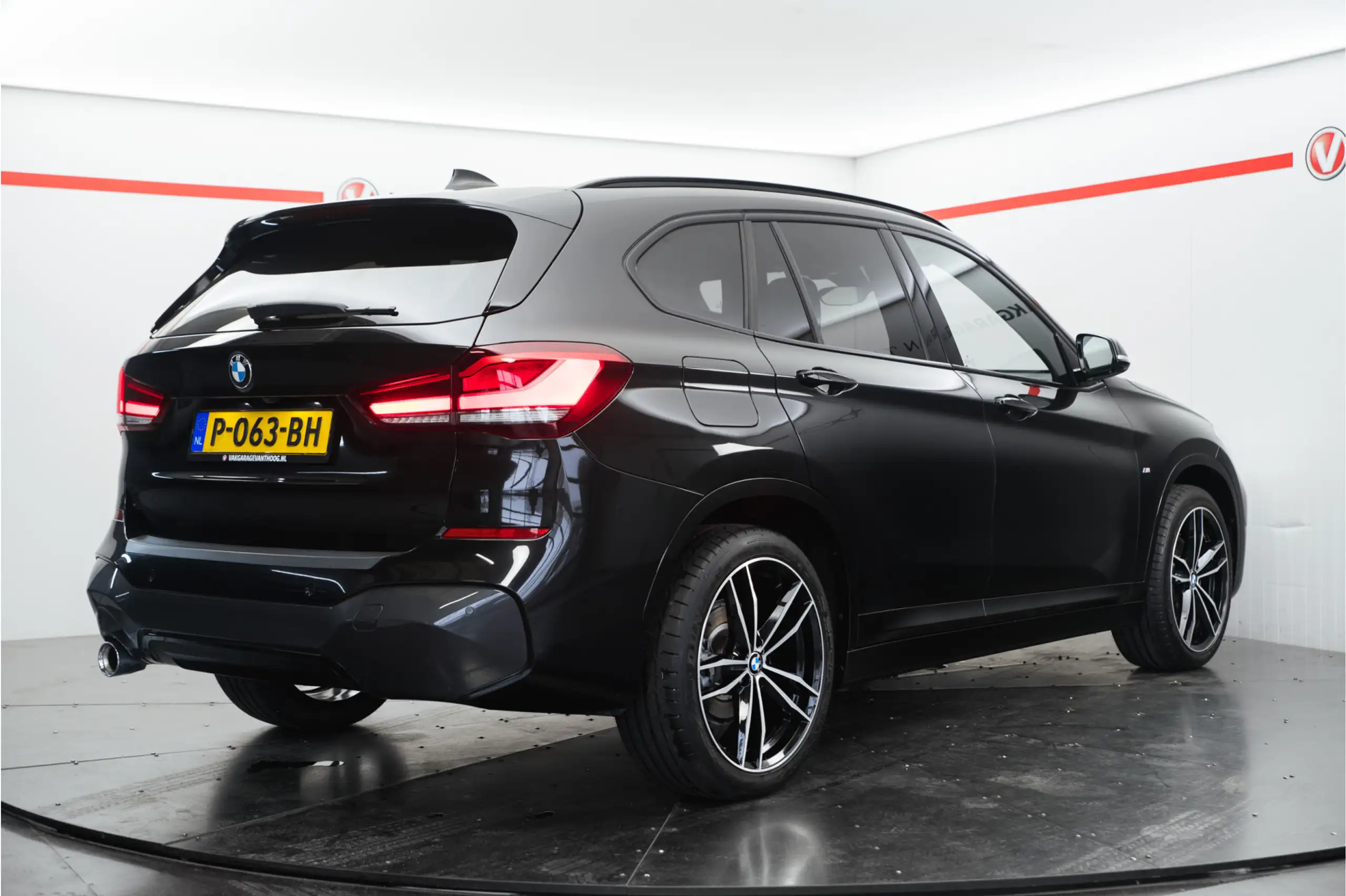 BMW - X1