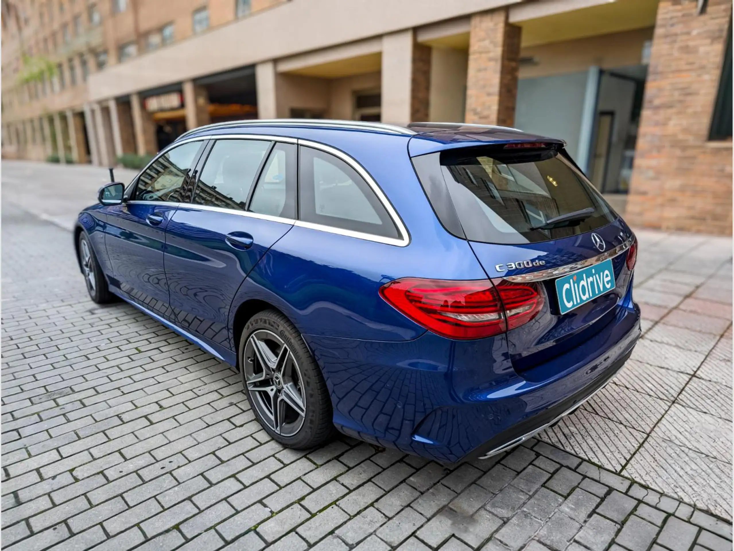 Mercedes-Benz - C 300