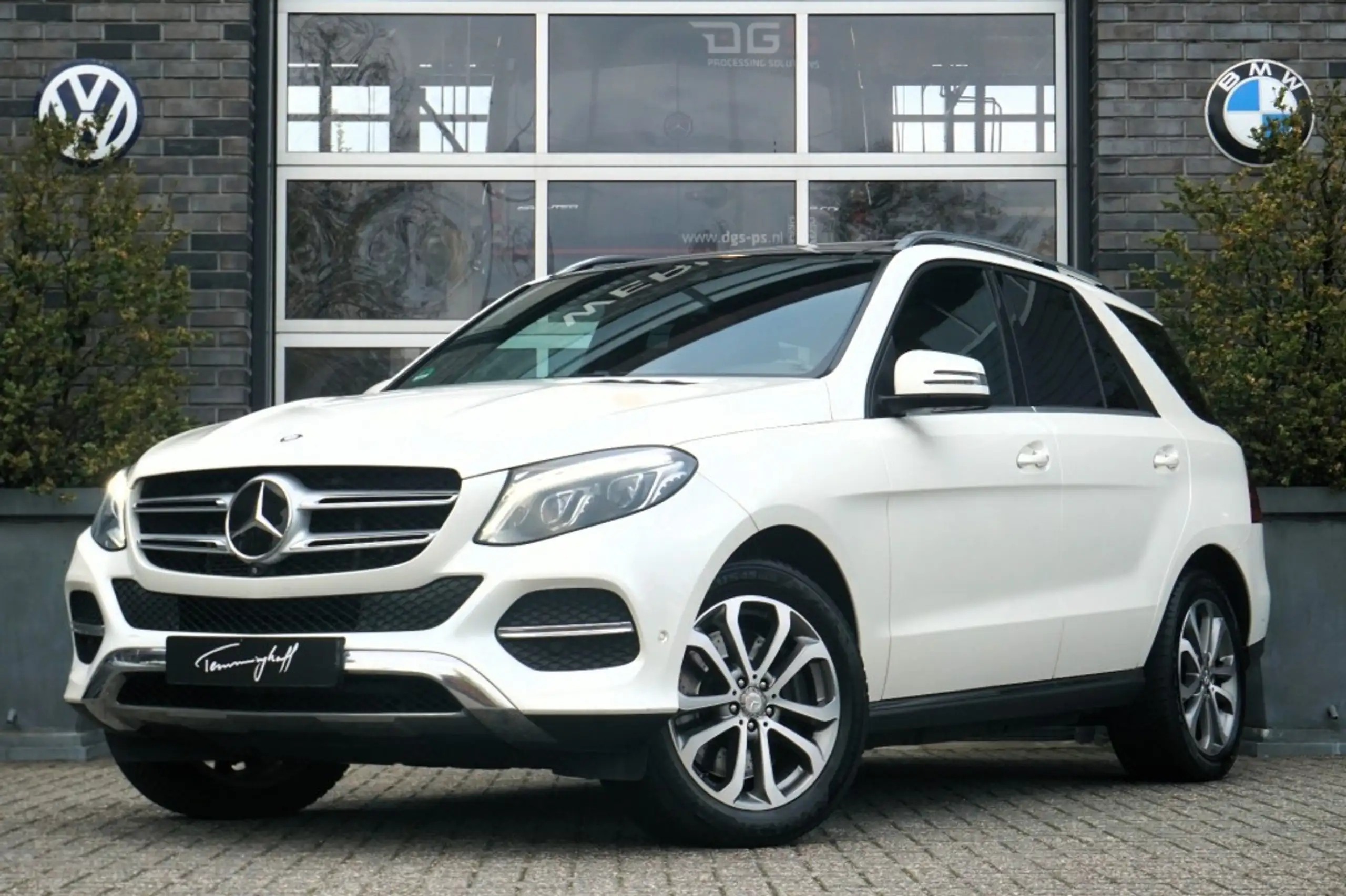 Mercedes-Benz - GLE 500