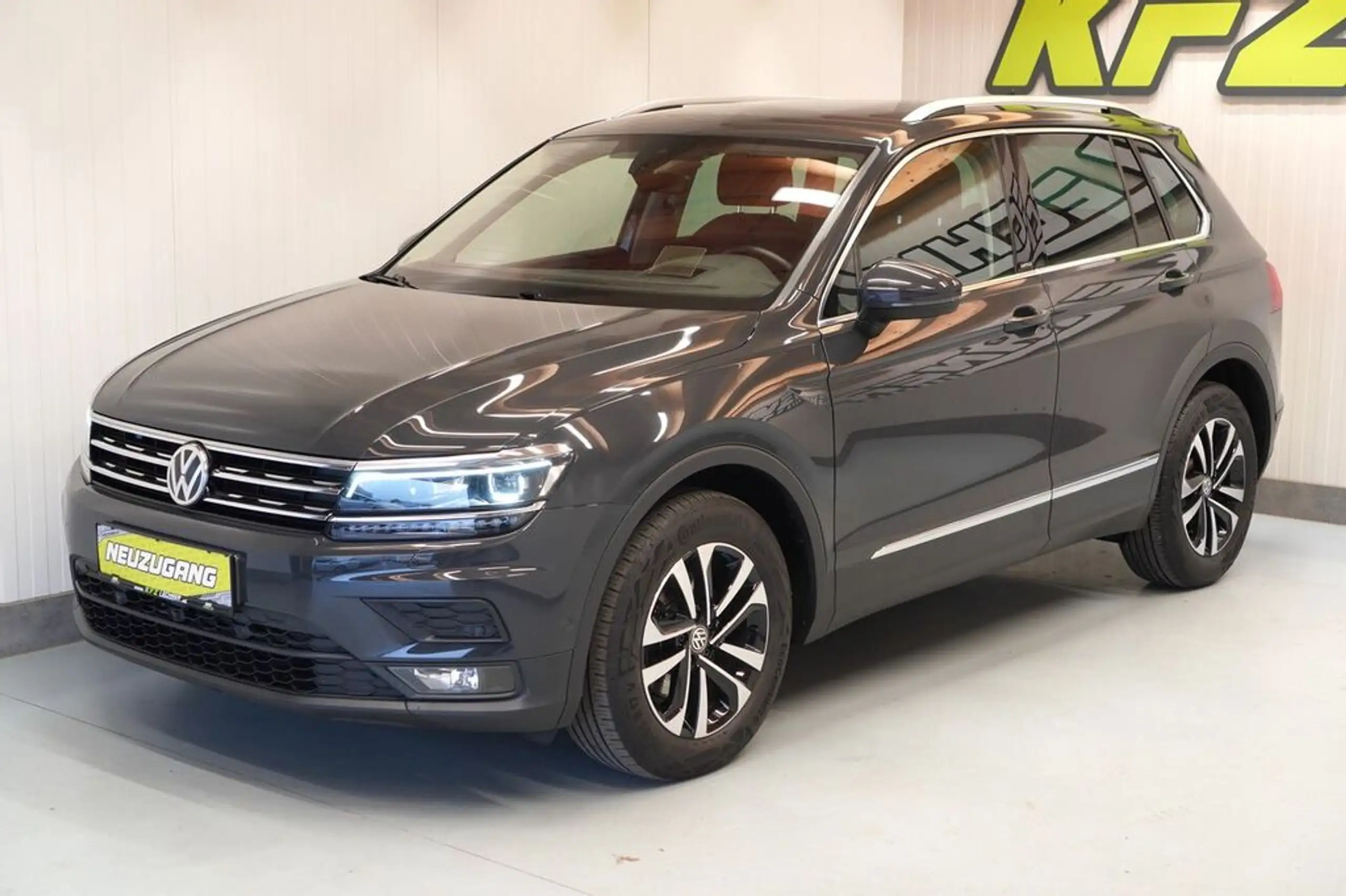 Volkswagen - Tiguan