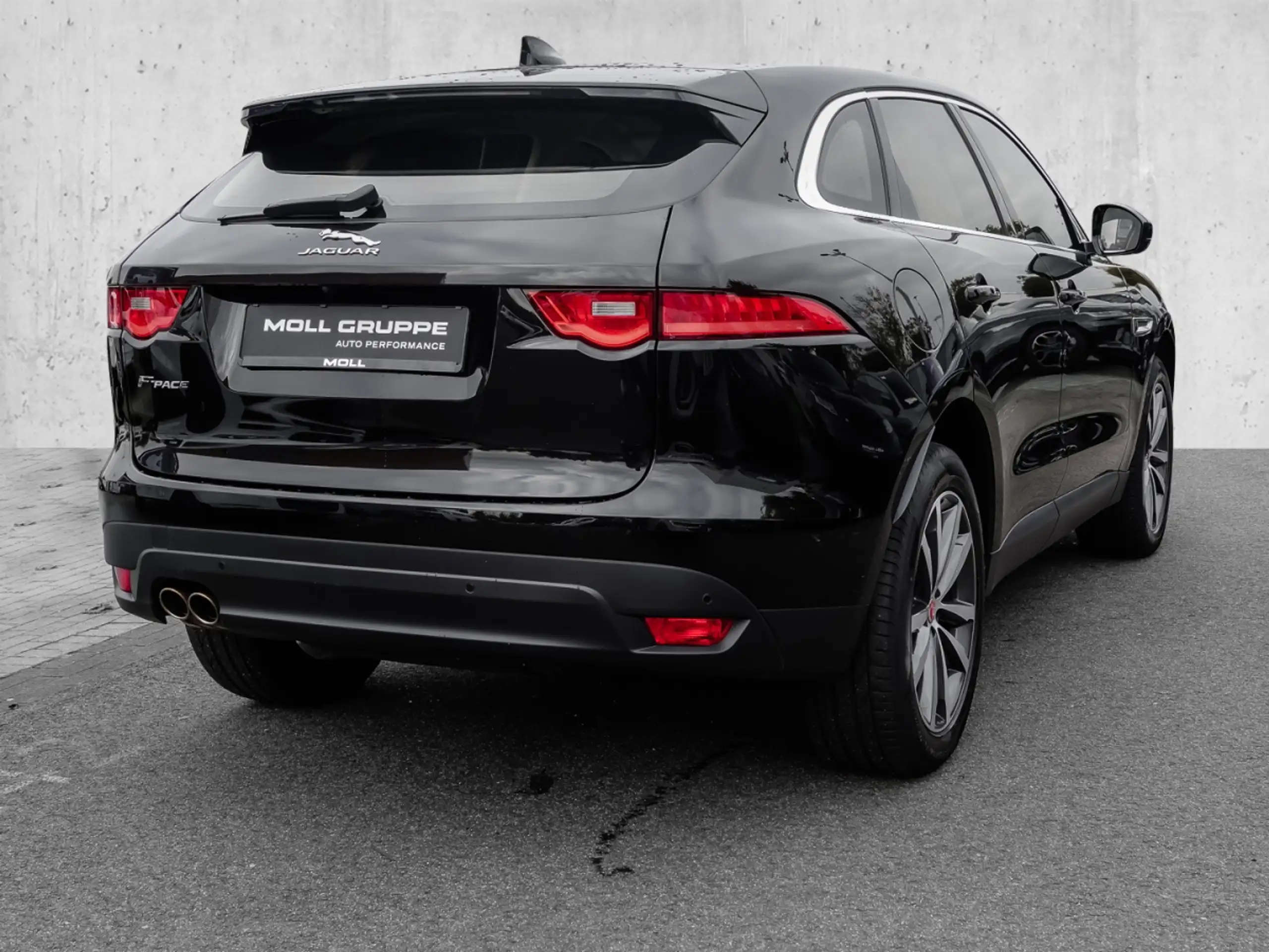 Jaguar - F-Pace