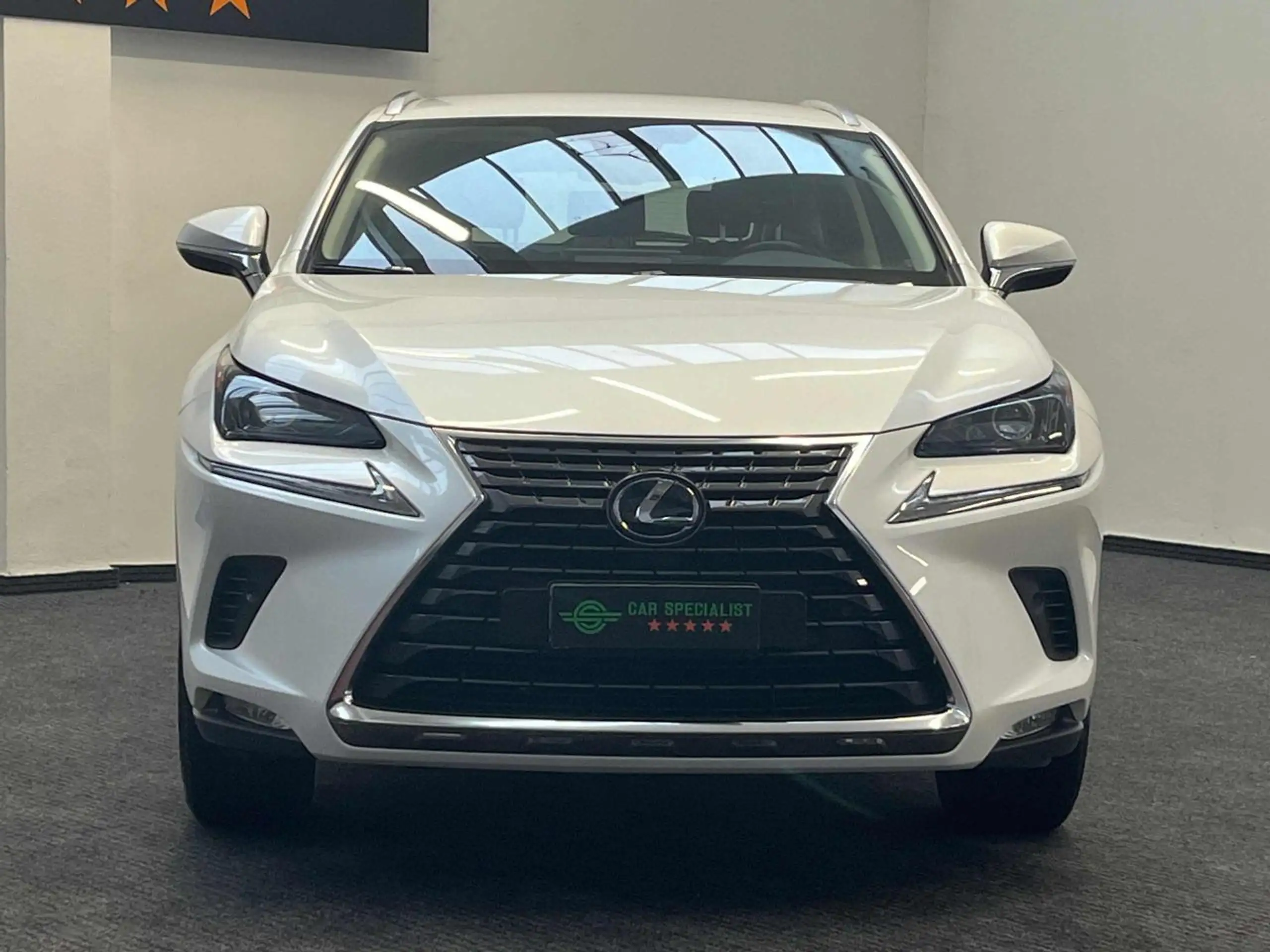 Lexus - NX 300