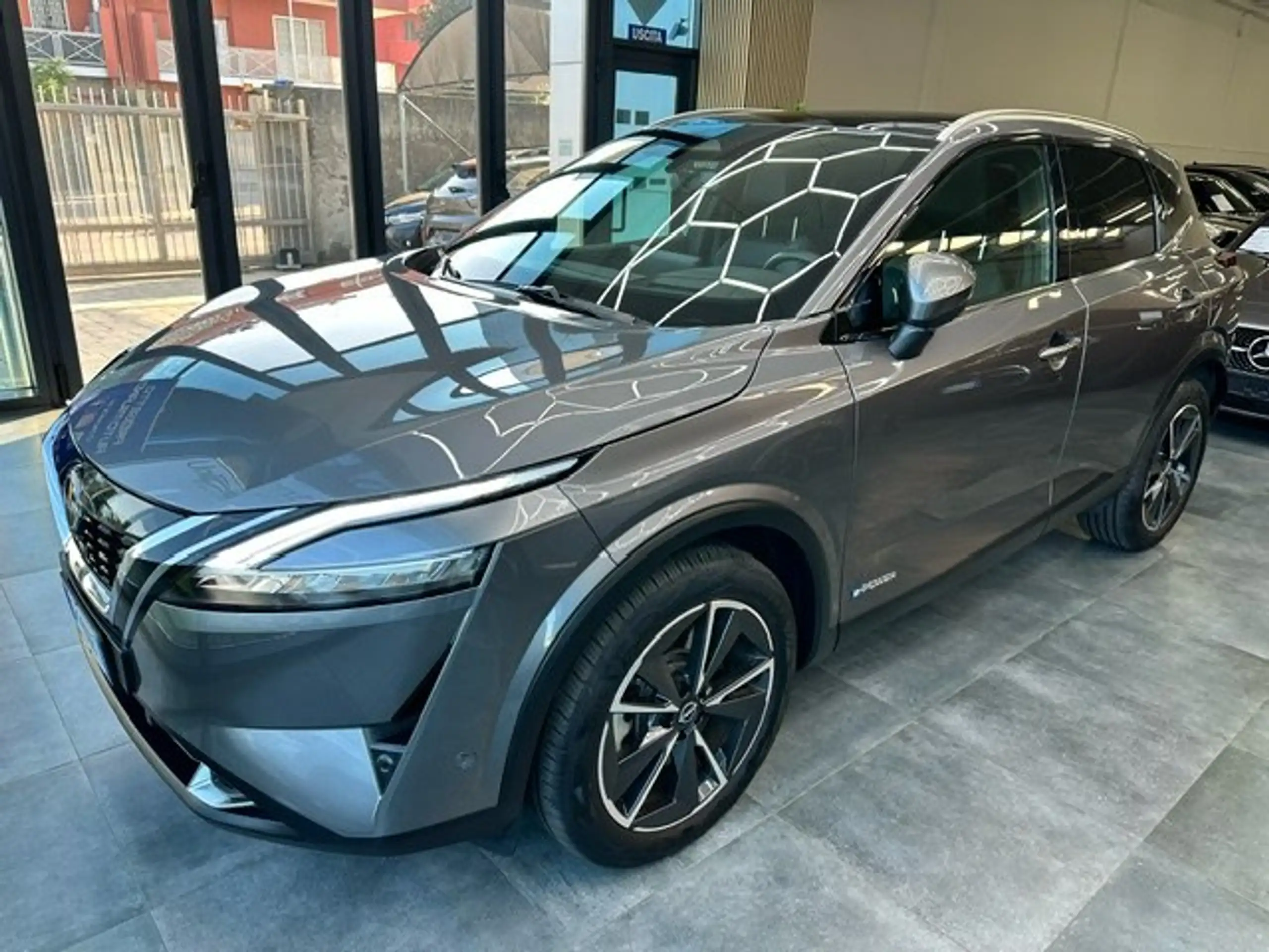 Nissan - Qashqai