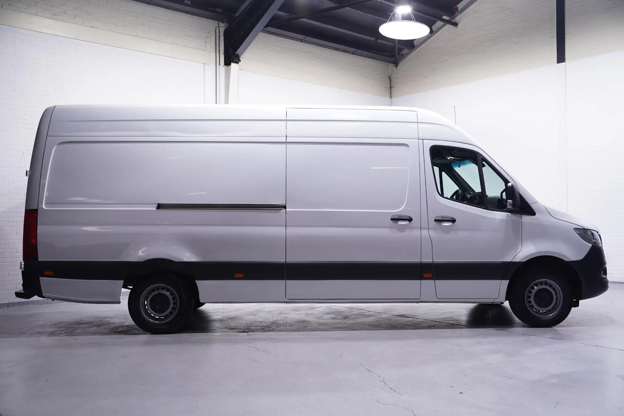 Mercedes-Benz - Sprinter