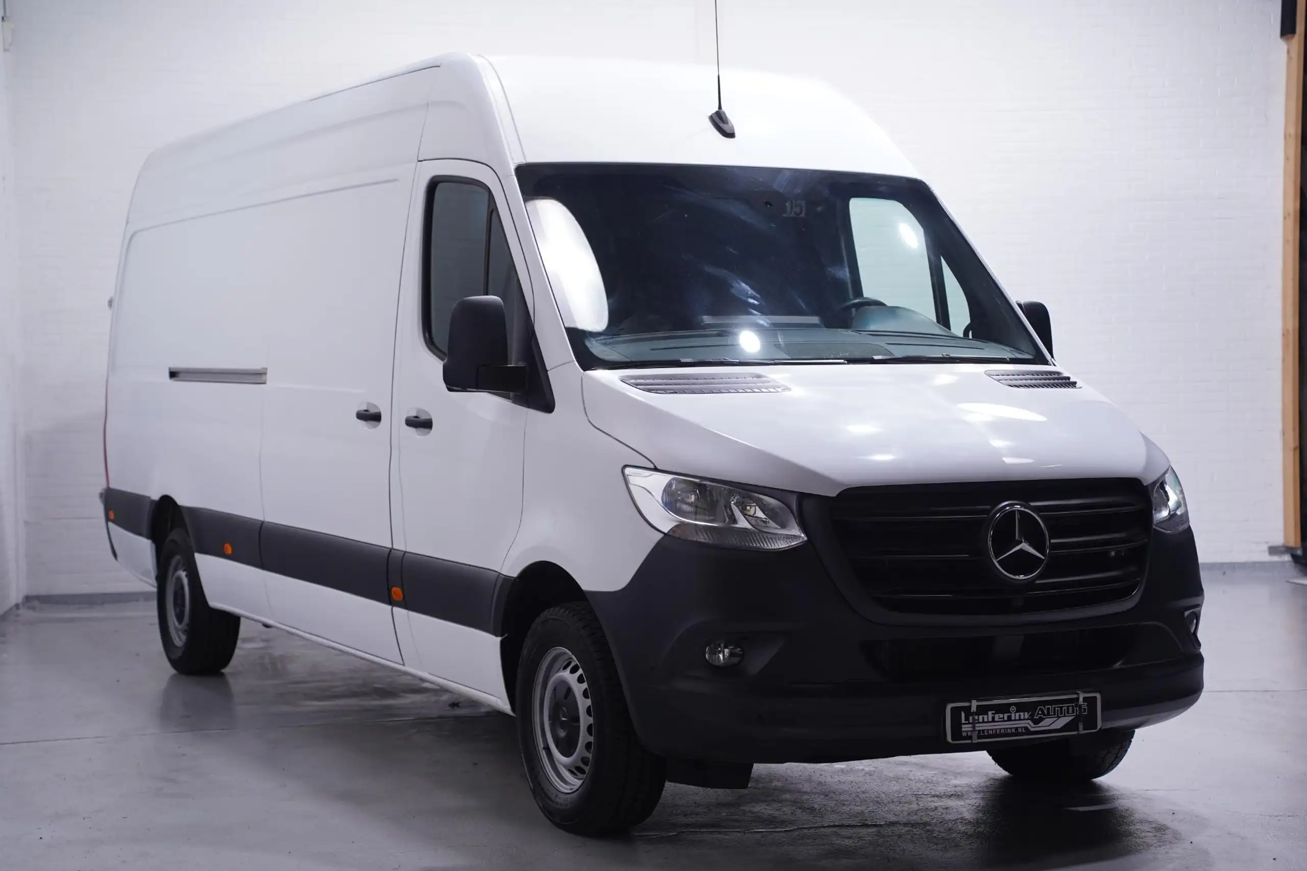 Mercedes-Benz - Sprinter