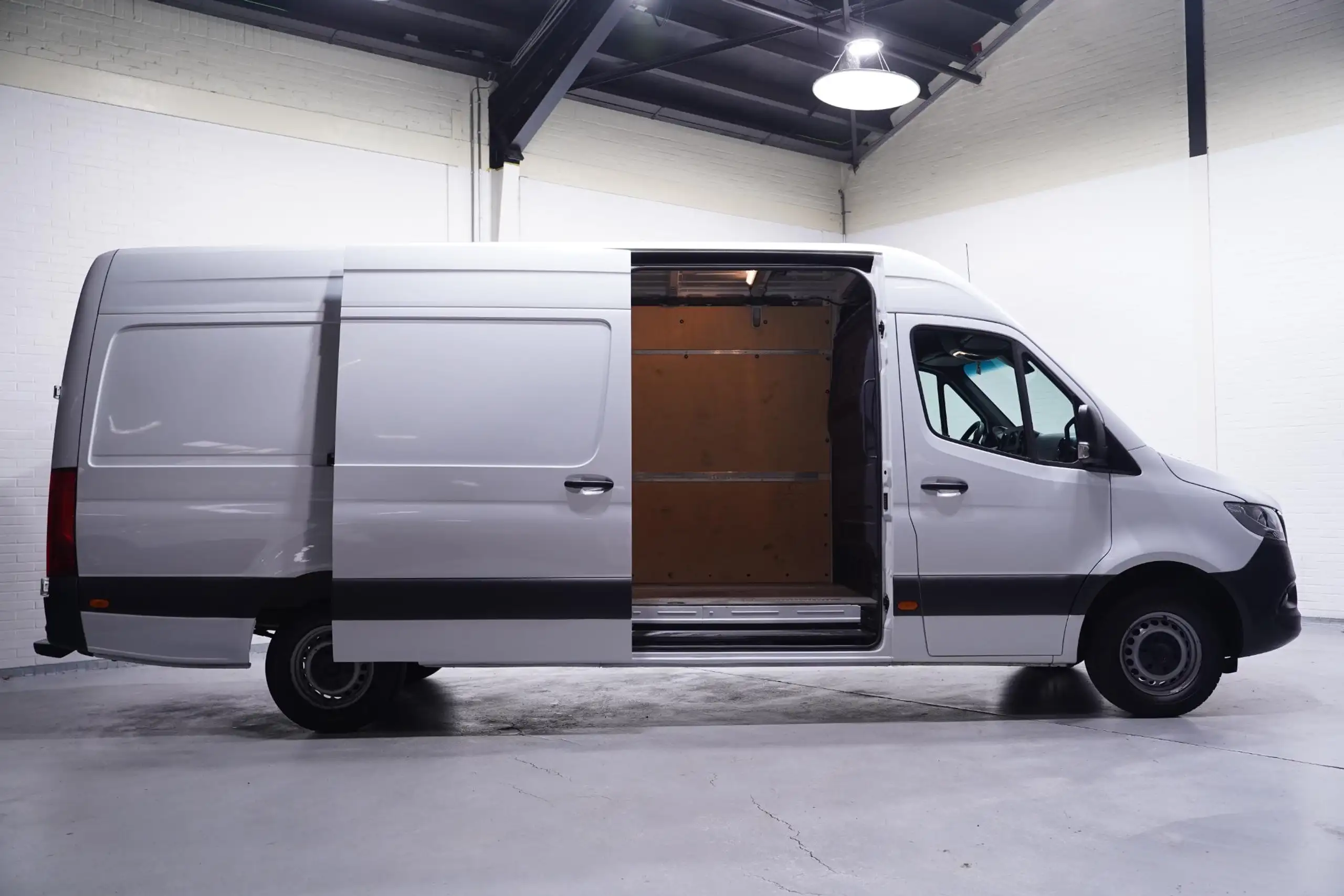 Mercedes-Benz - Sprinter