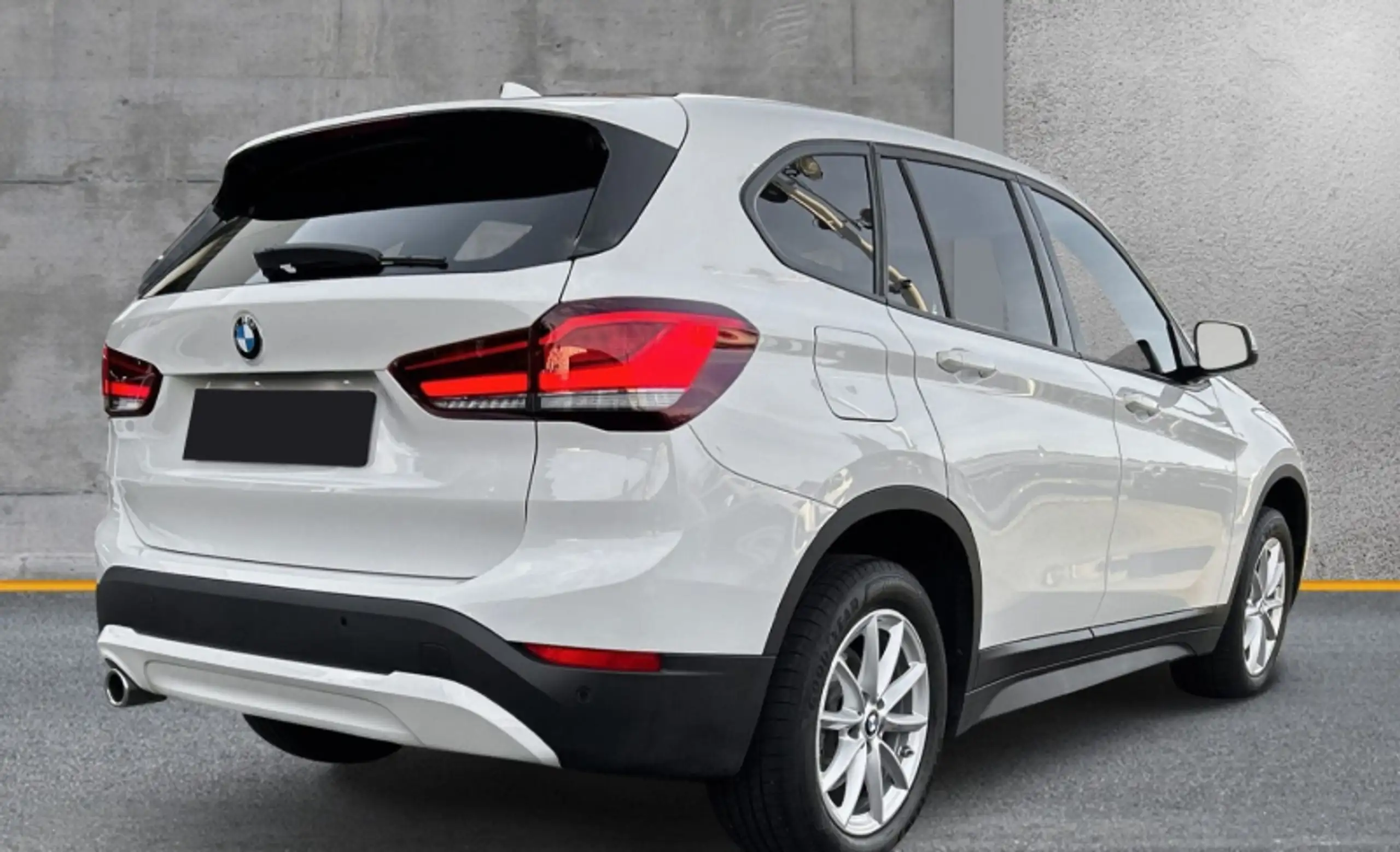 BMW - X1