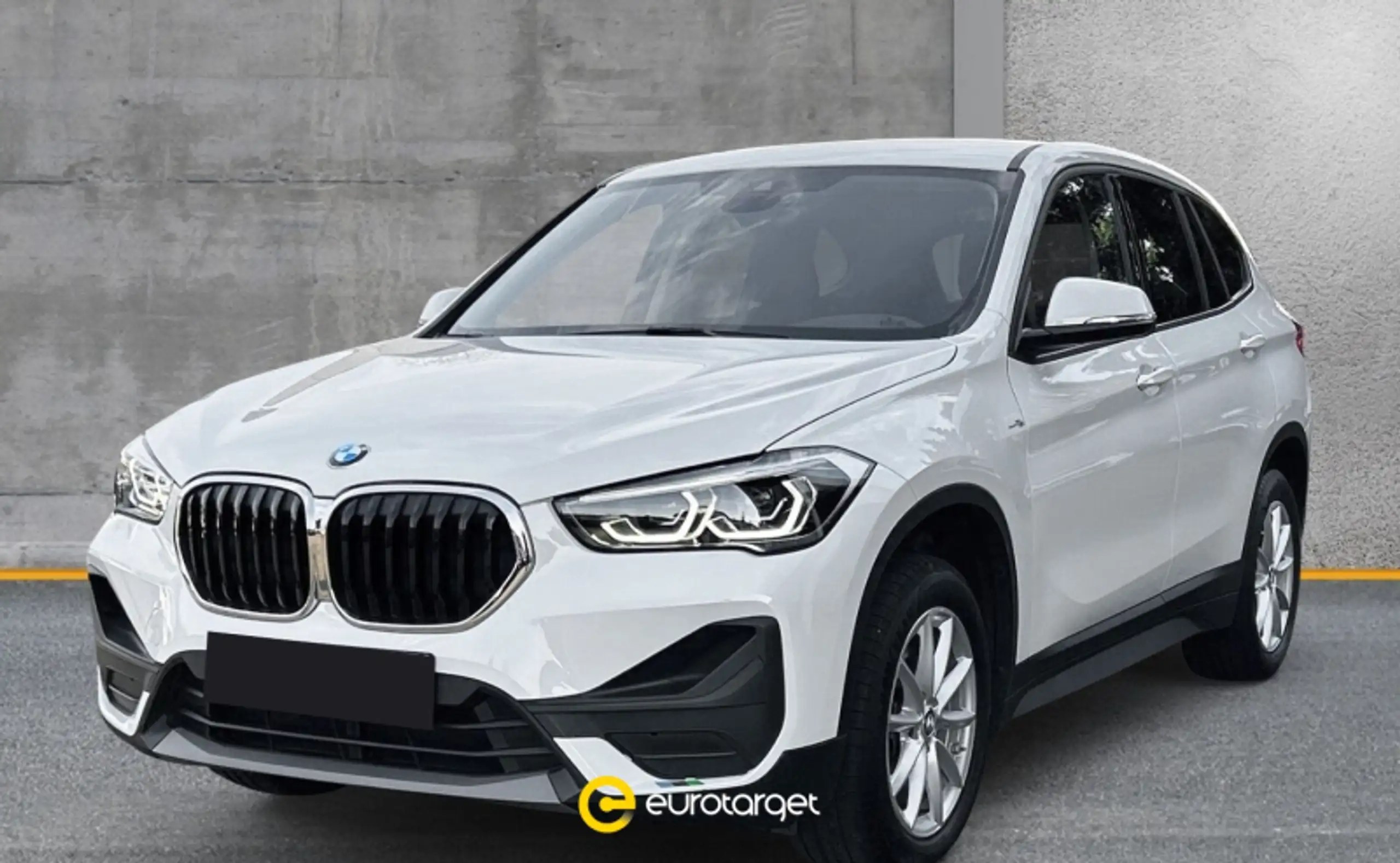 BMW - X1