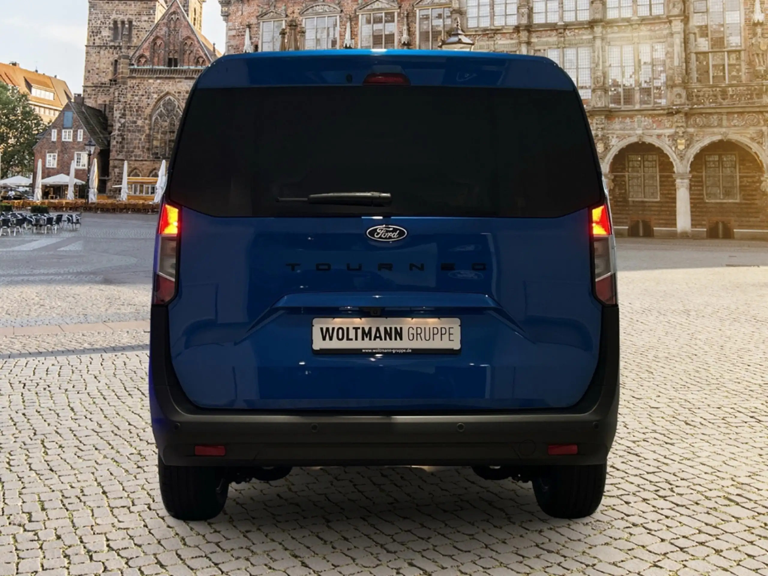 Ford - Tourneo Courier