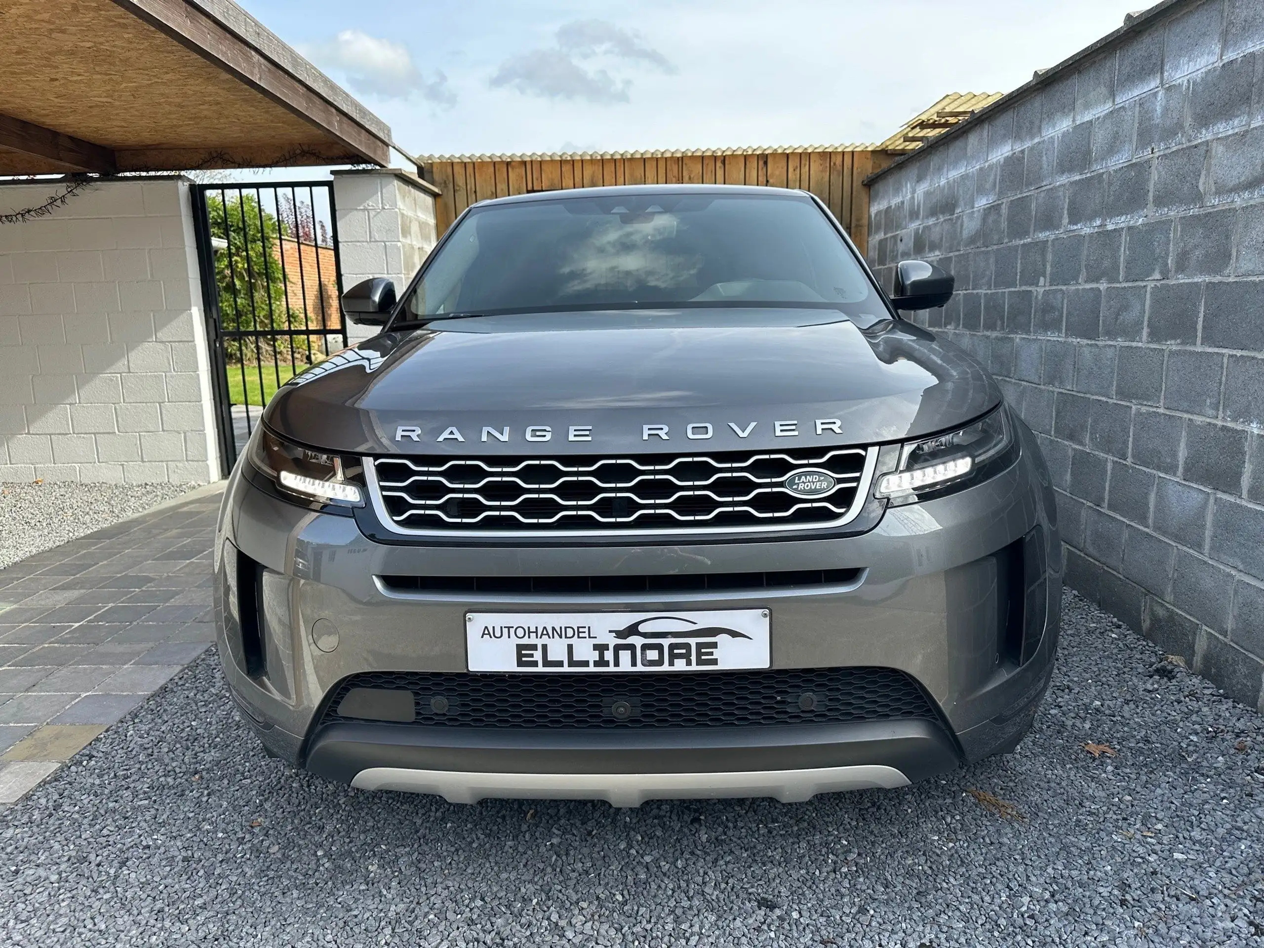 Land Rover - Range Rover Evoque